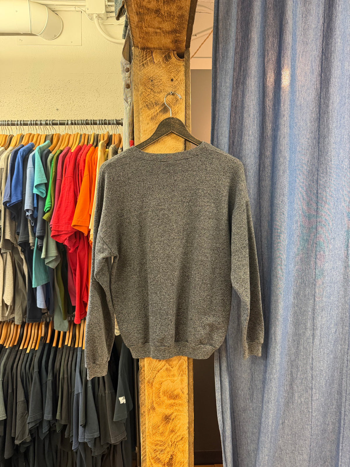 Vintage Nike grey sweatshirt - L