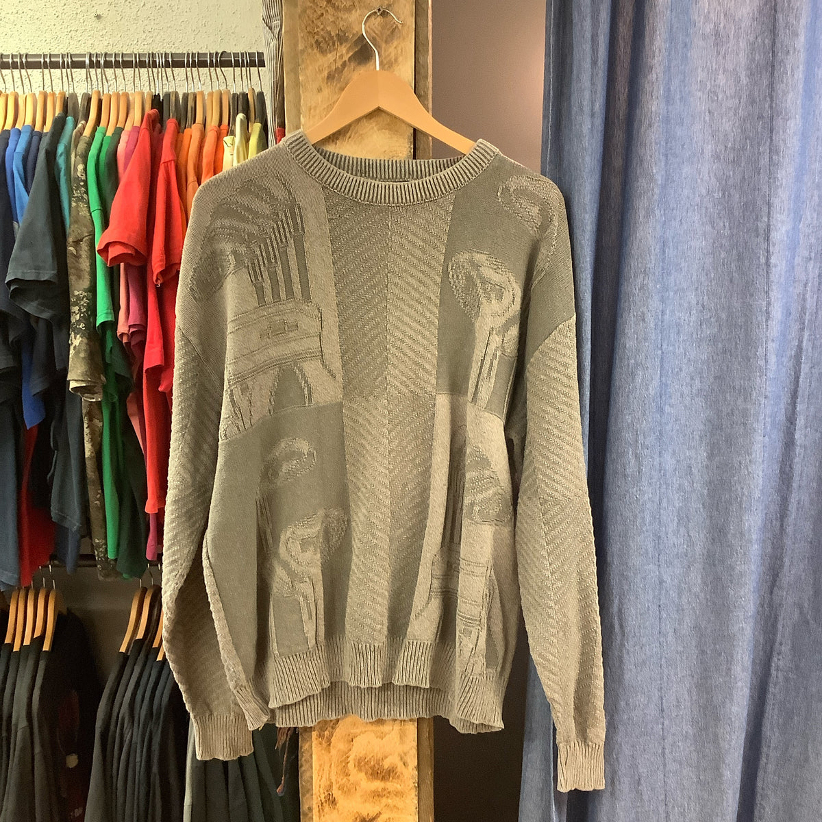 Vintage grey patterned knitted sweater - L