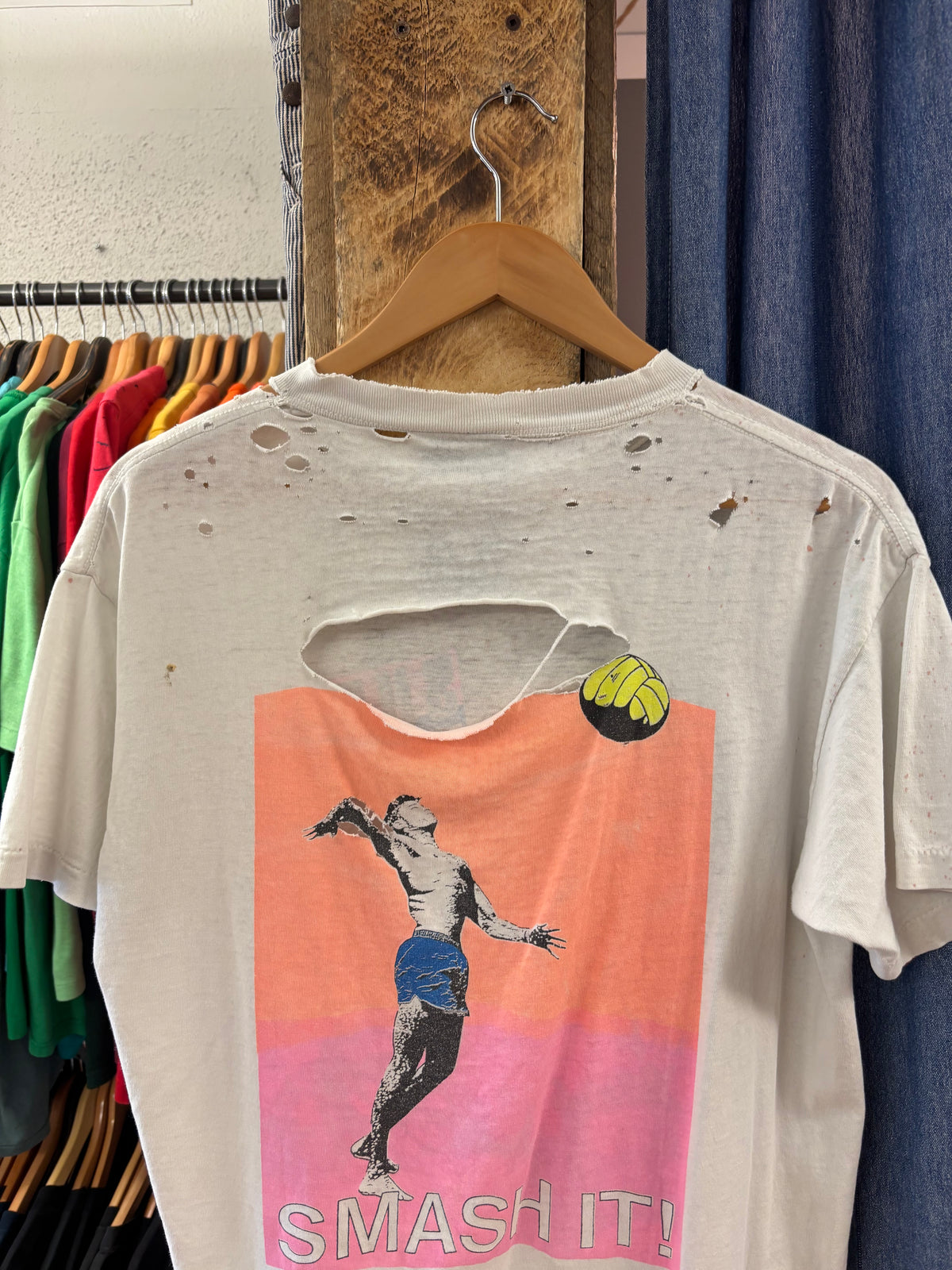 Vintage Surf Gear Distressed White T-shirt - L