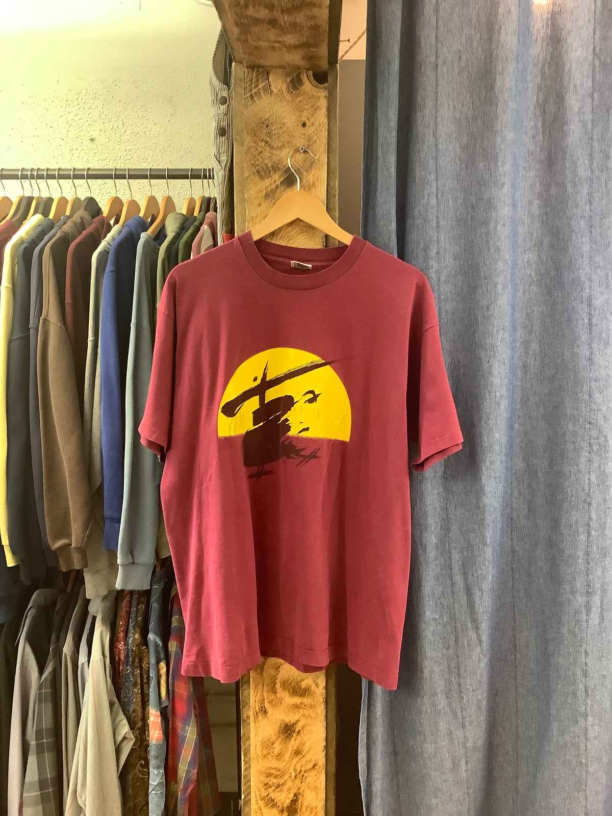 Vintage 1988 Miss Saigon Red T-Shirt - XL