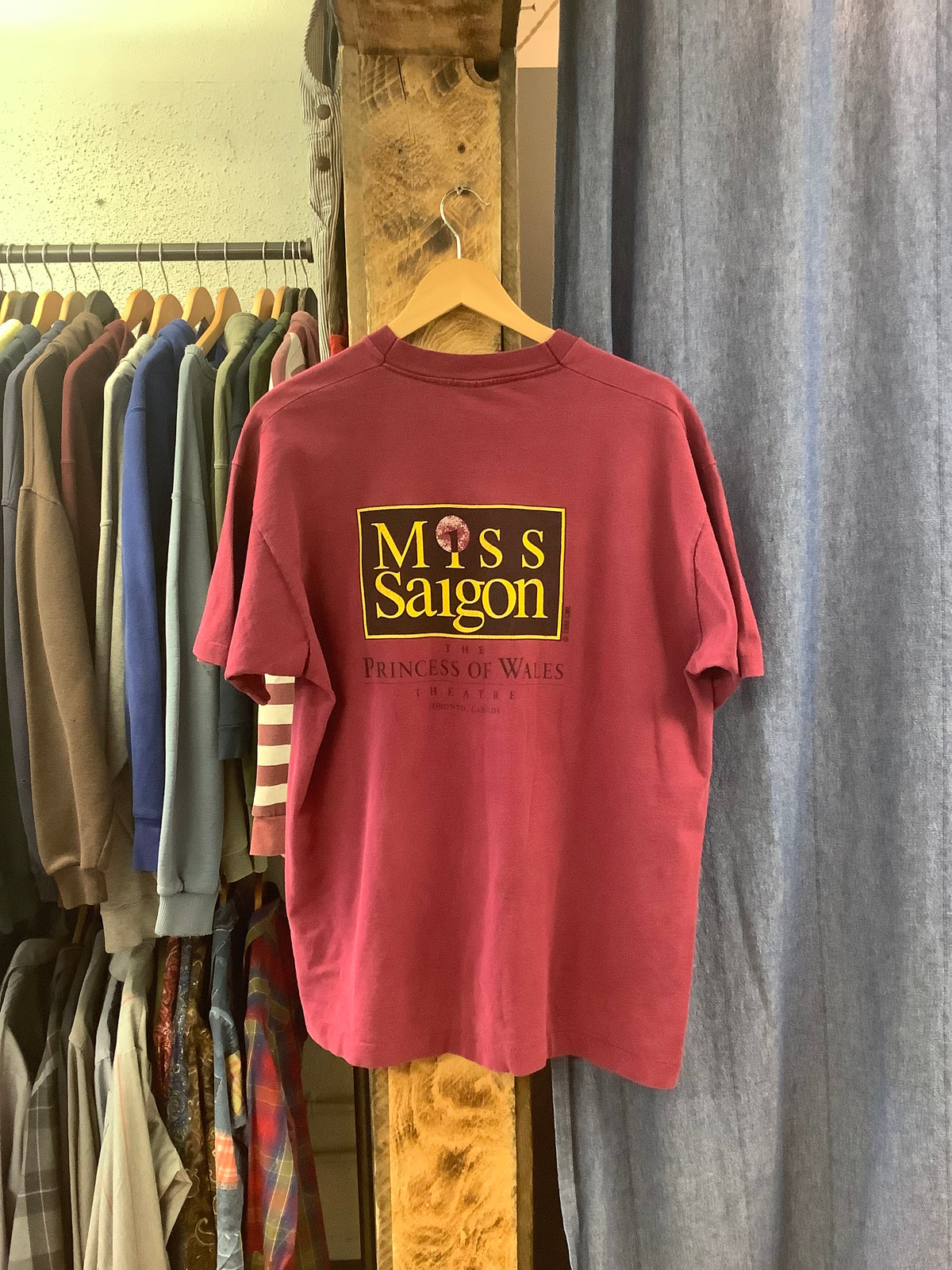Vintage 1988 Miss Saigon Red T-Shirt - XL