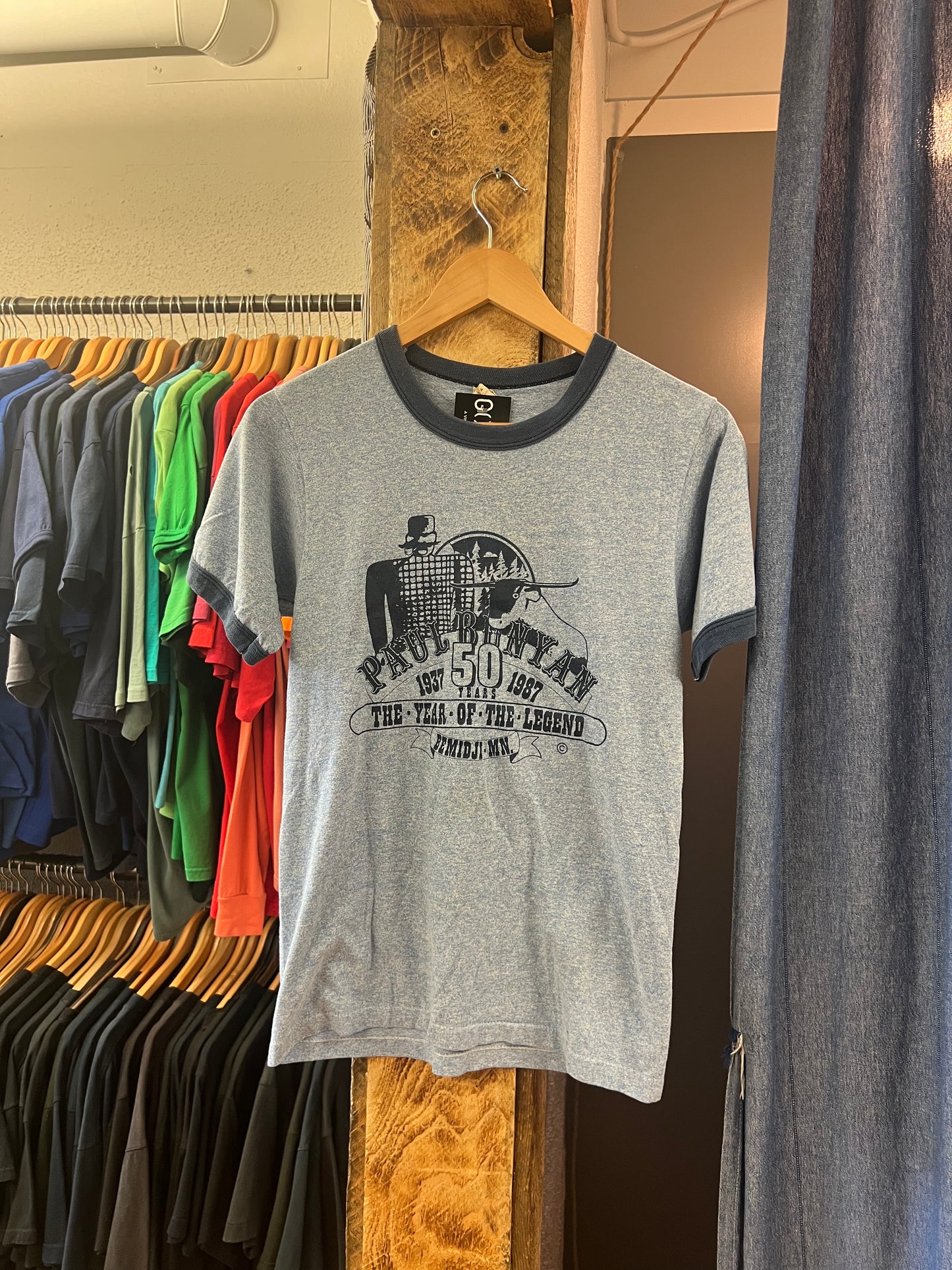 Vintage Paul Bunyan Blue Graphic T-shirt - s