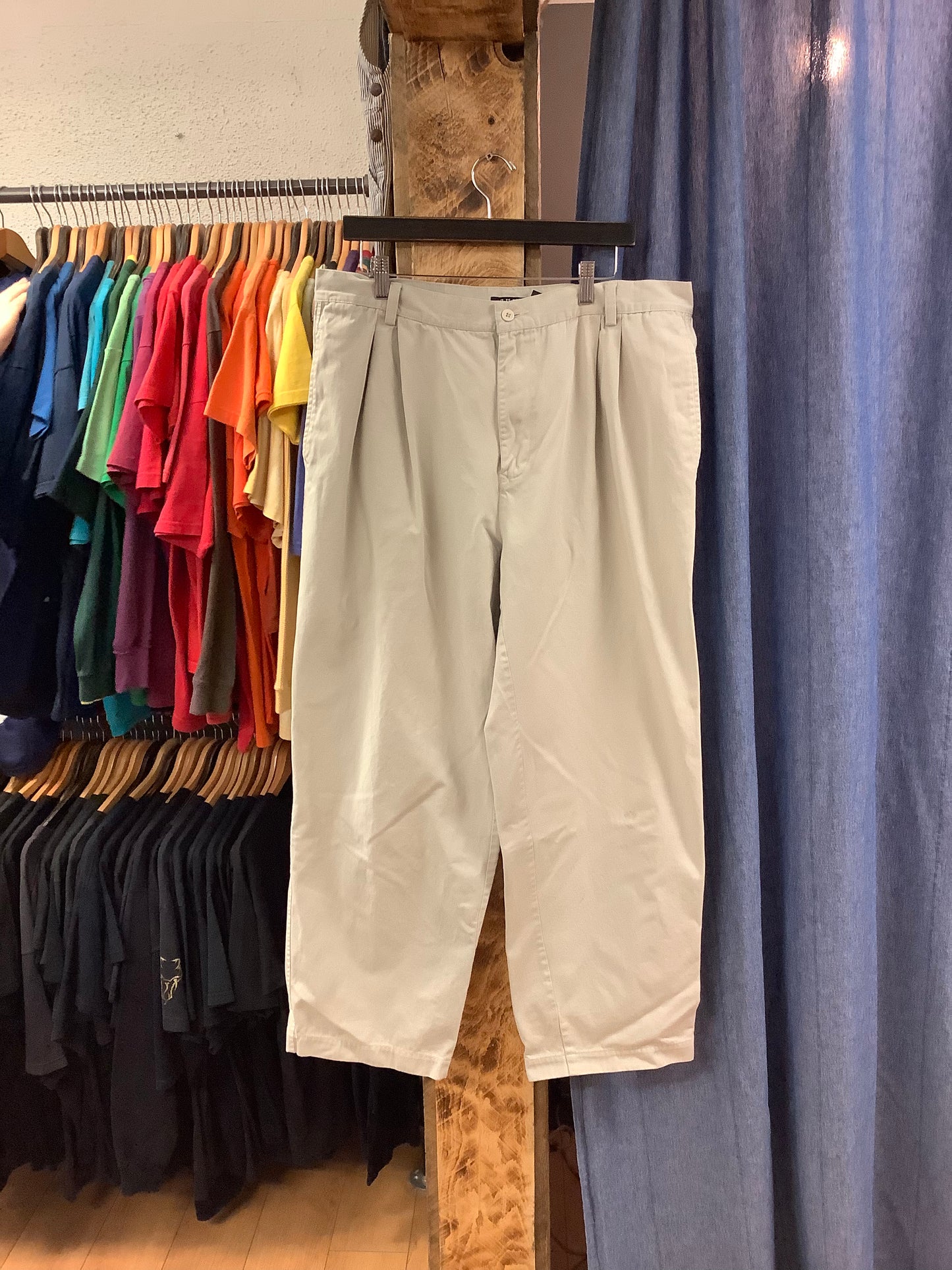 Vintage Guess Cream Trousers - 38x32