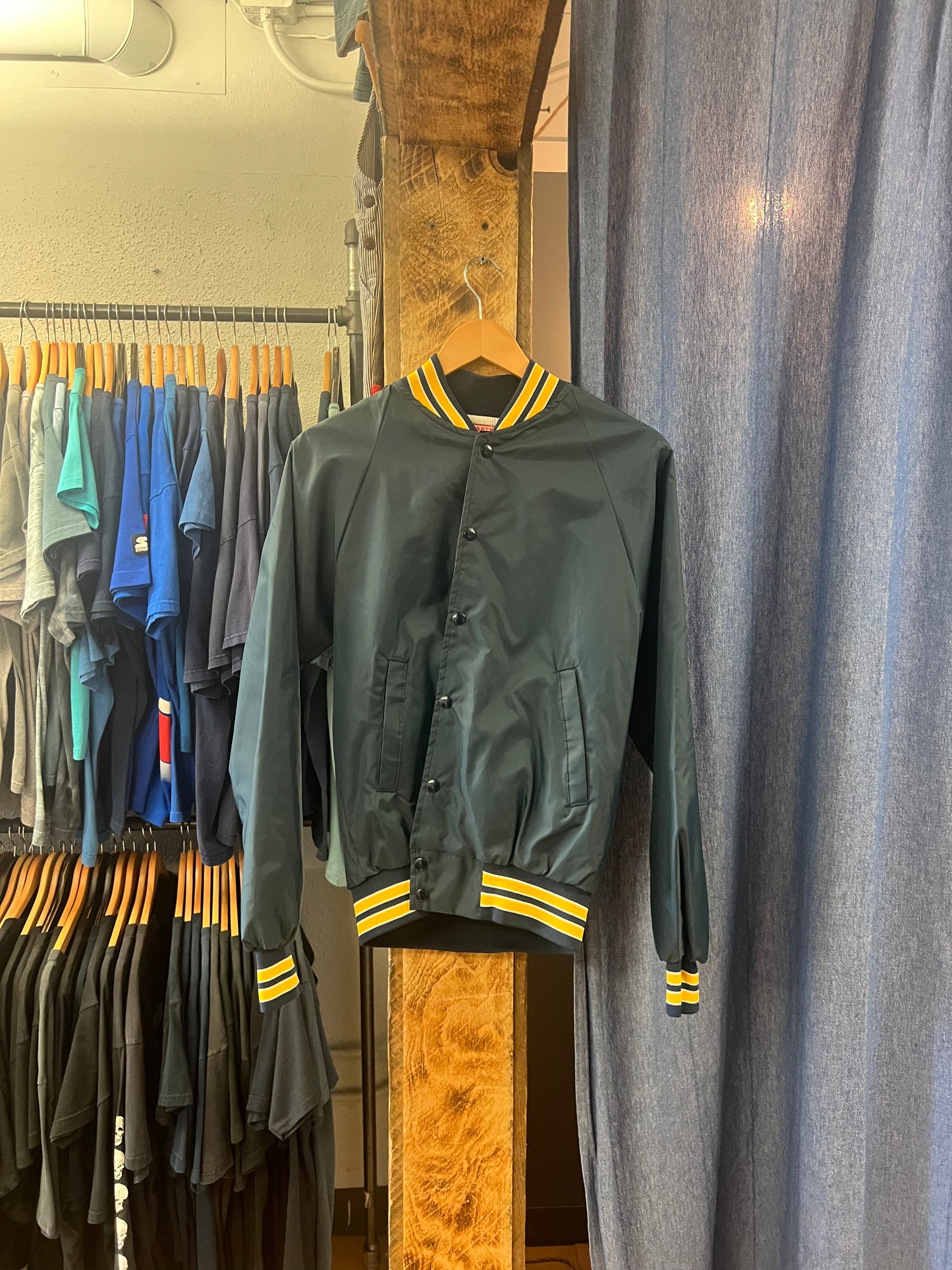 Vintage world mid summer curling championship navy/yellow bomber jacket - s