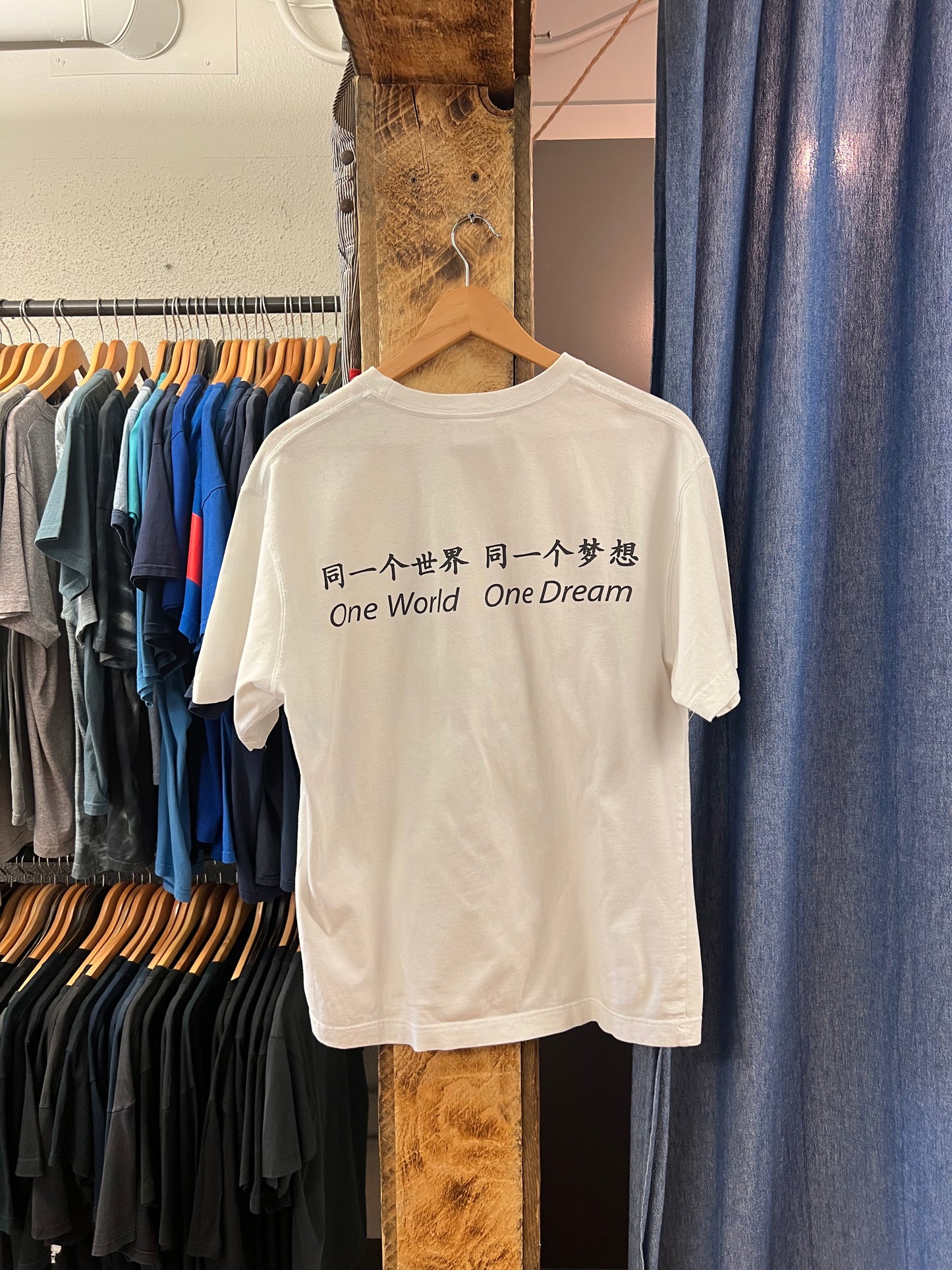 Vintage Beijing 2008 Olympics white graphic T-shirt - L
