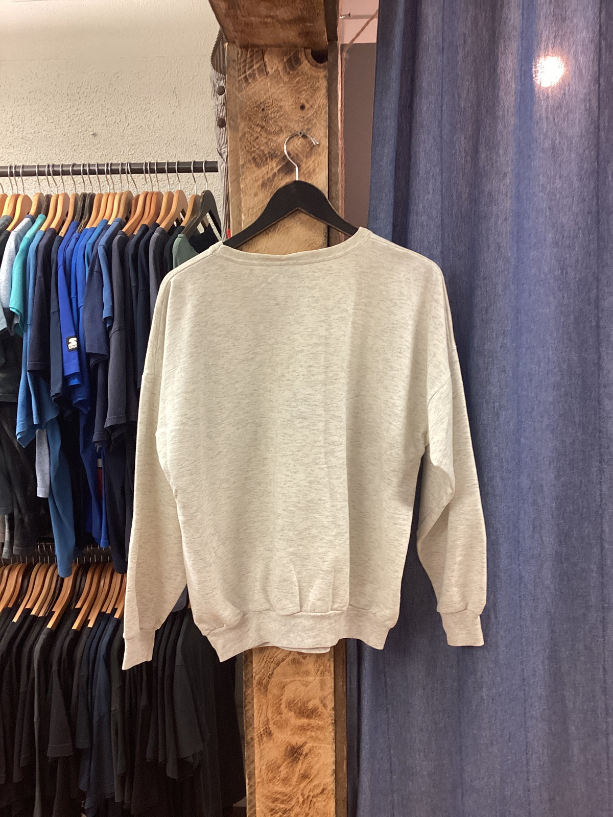 Vintage Cobra Swimming Light Gray Sweater - XL