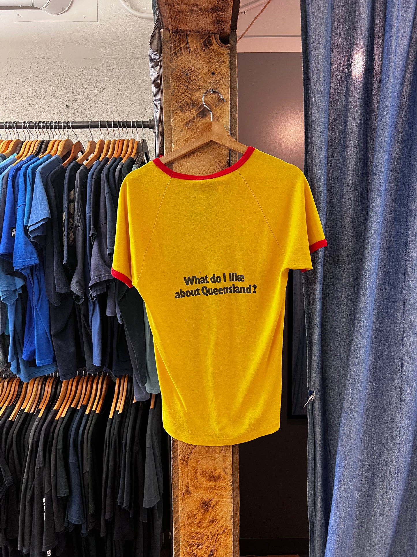 Vintage 80s XXXX yellow/red raglan T-shirt - L