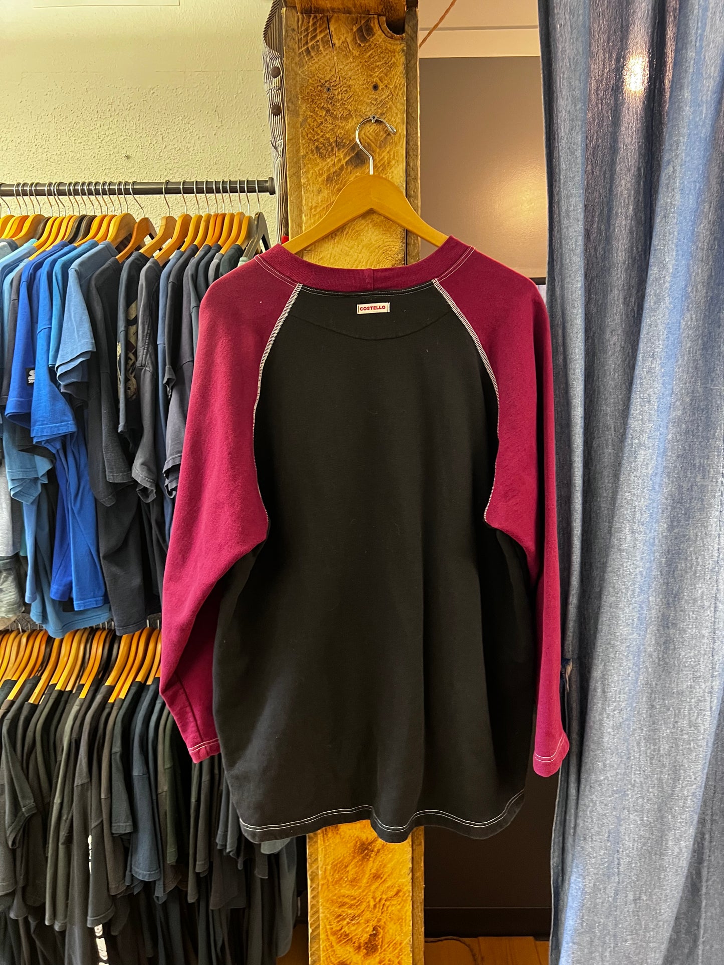 Vintage Costello Black/Purple Raglan Sleeve Crewneck - L
