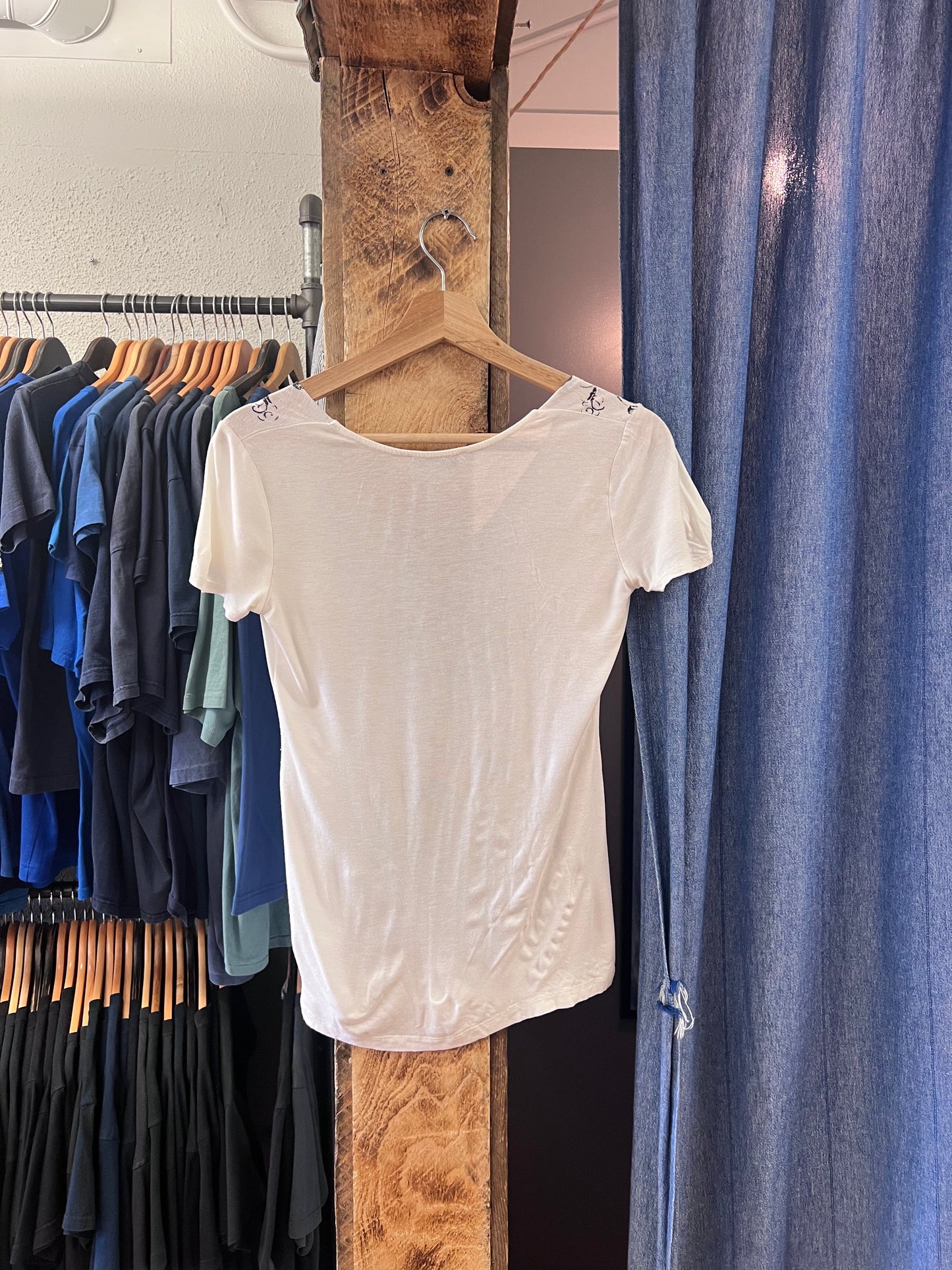 Vintage womens boho white v neck T-shirt - s