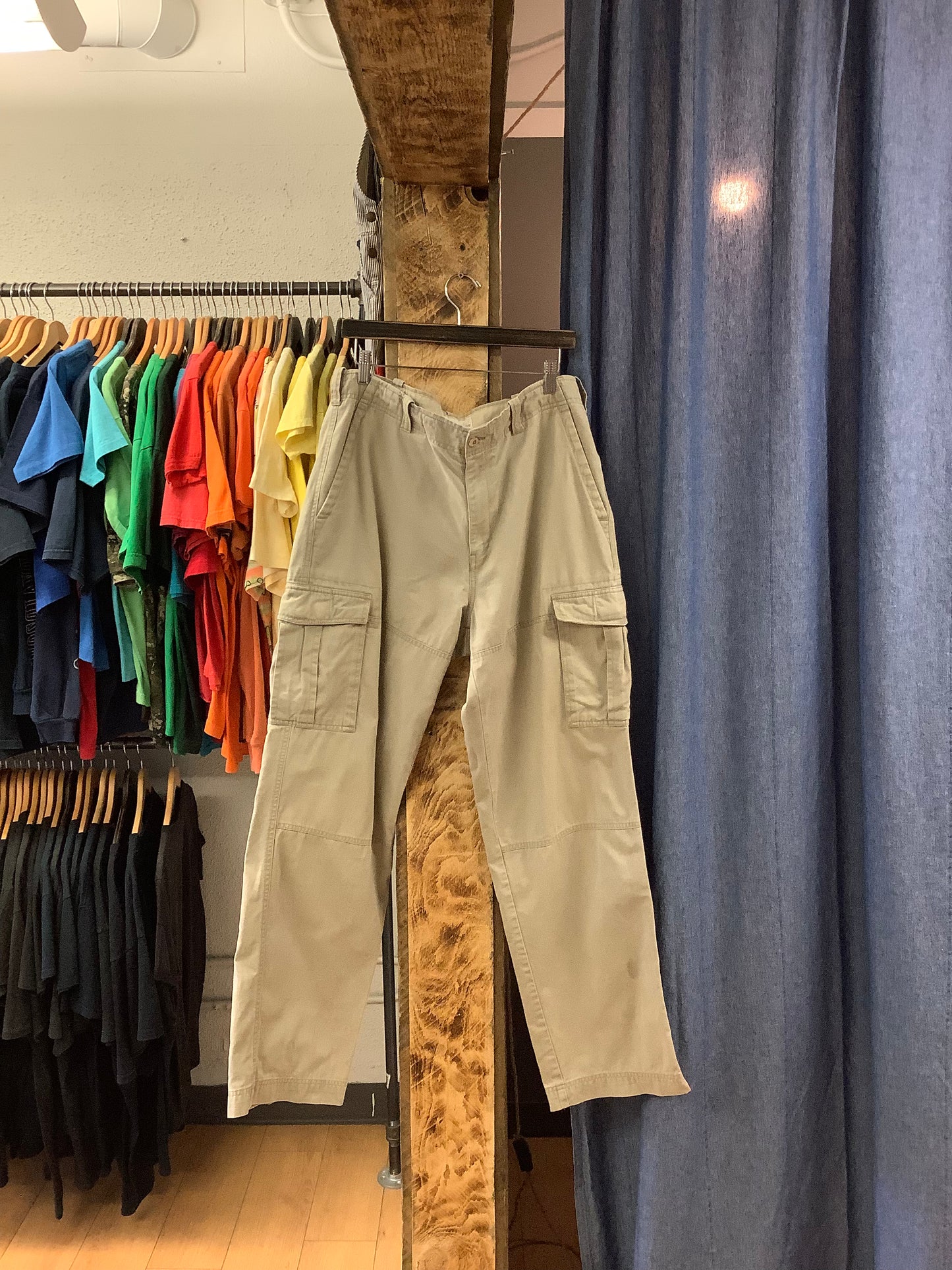 Vintage Denver Hayes tan cargo pants - 36x34