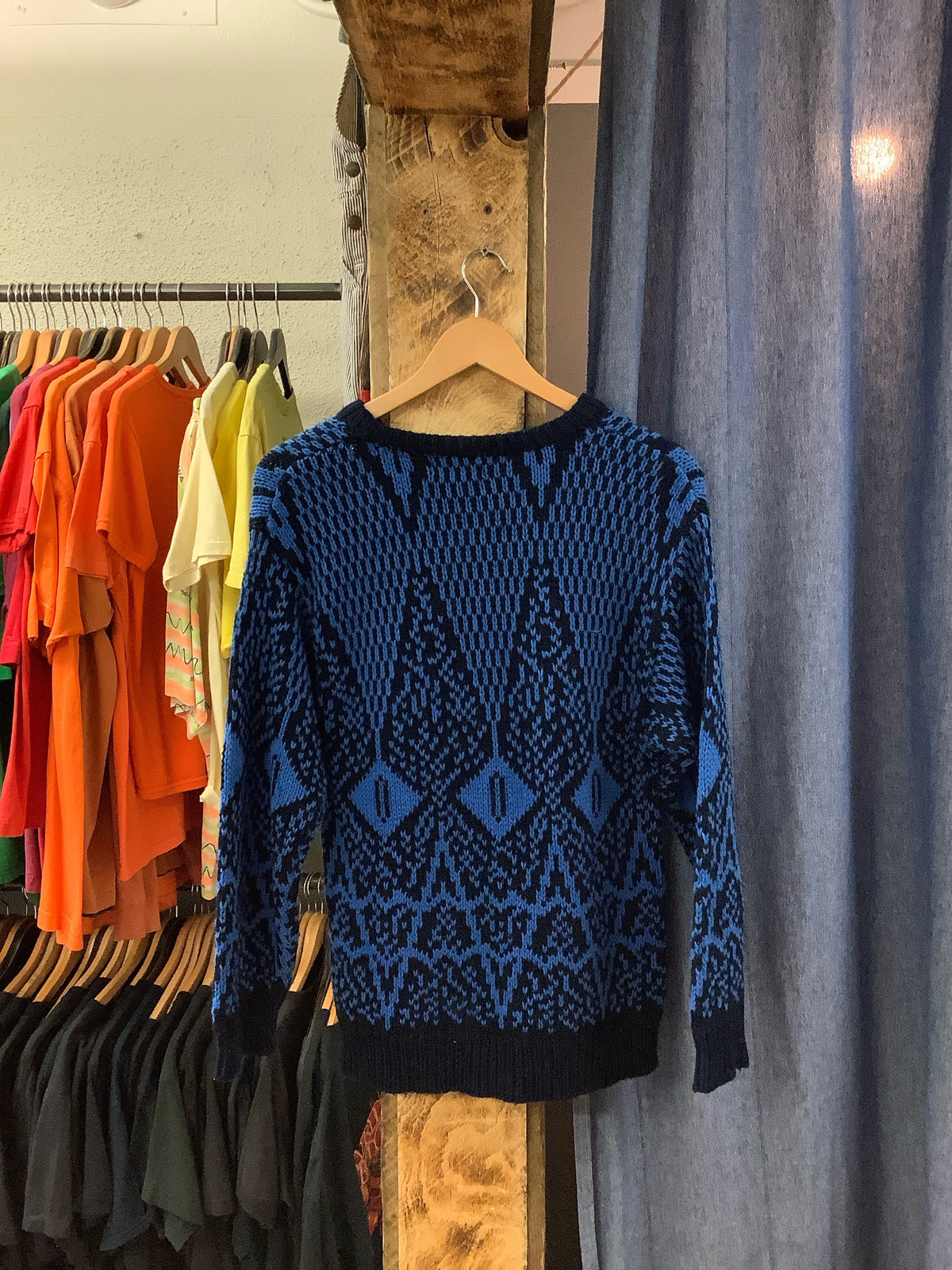 Vintage blue/black patterned knit sweater - XL