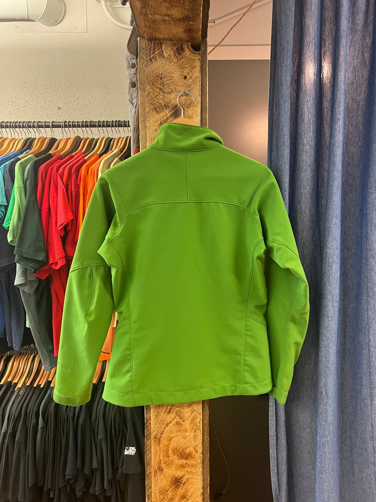 Vintage Patagonia green zip up jacket - XS