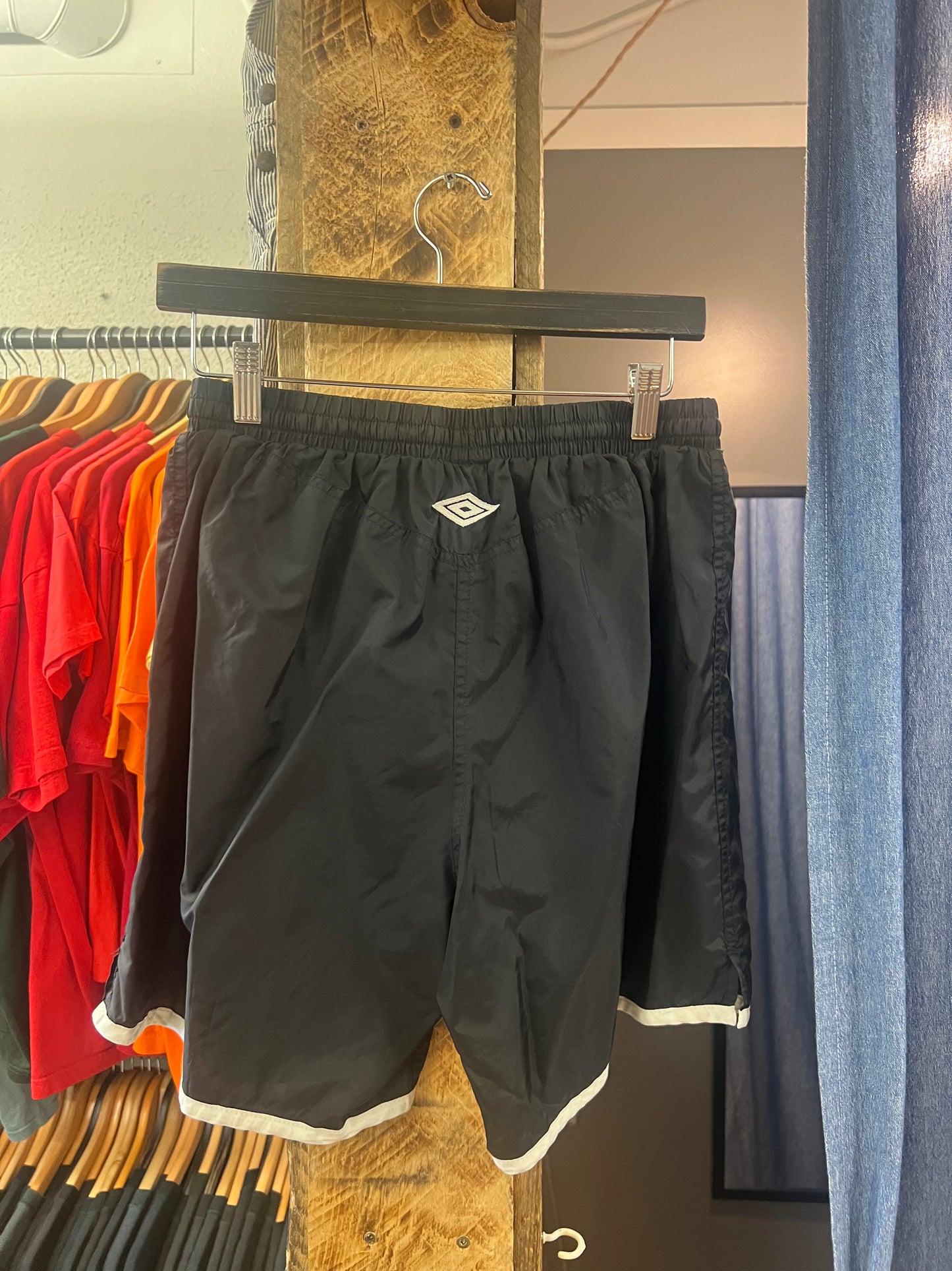 Vintage Umbro black athletic shorts - m