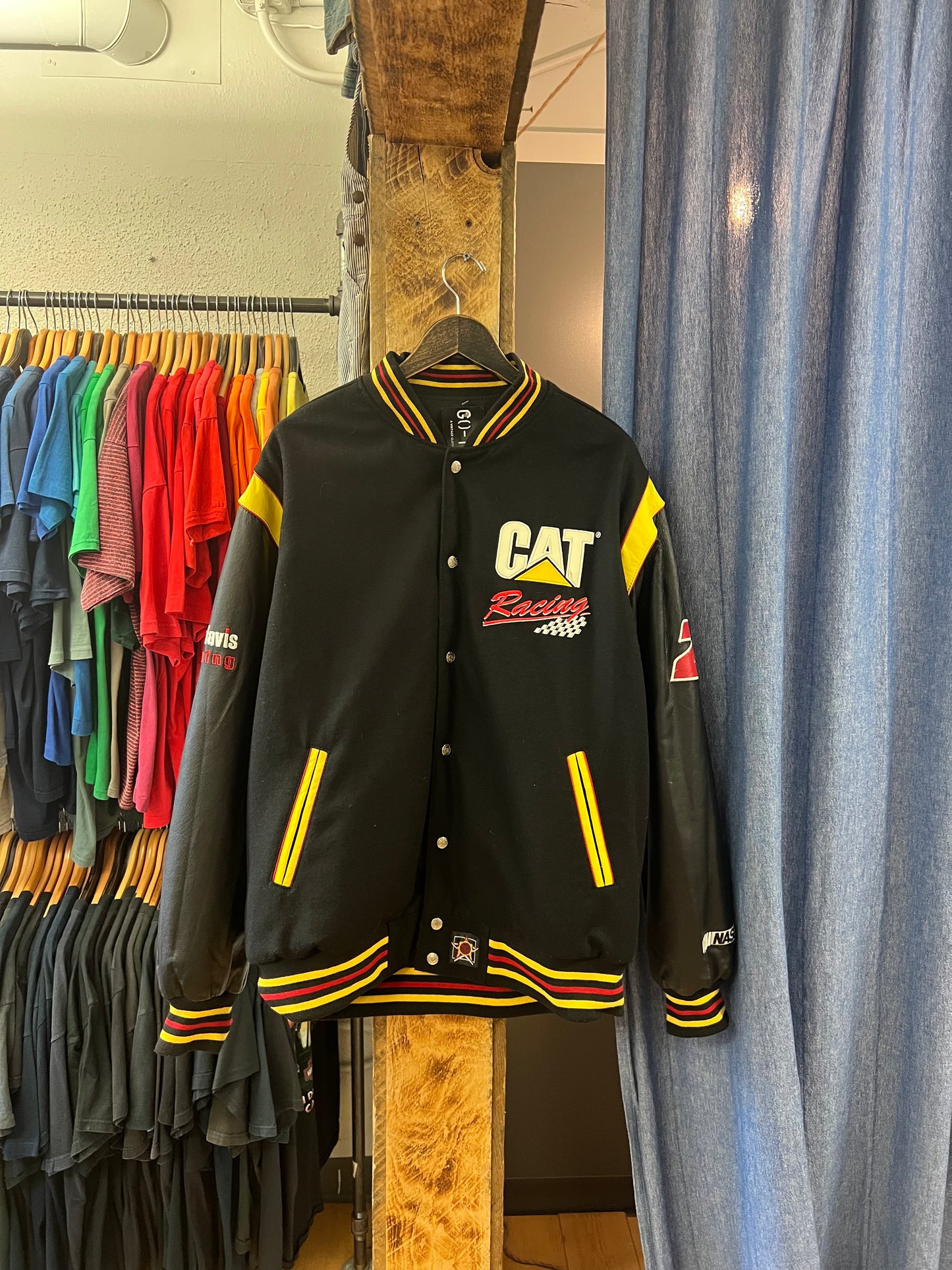 Vintage cat racing black and yellow bomber jacket - XXL