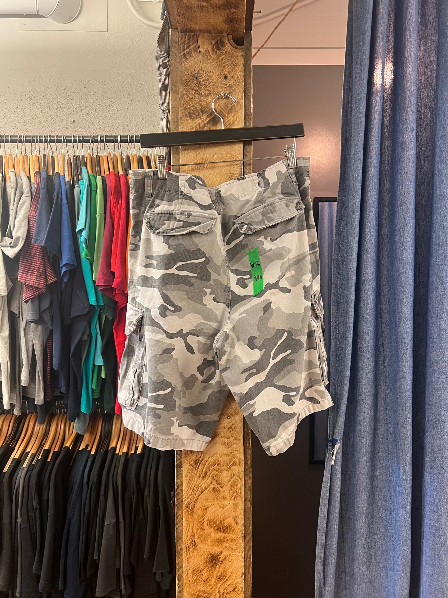 Vintage faded glory camouflage grey cargo shorts - 36