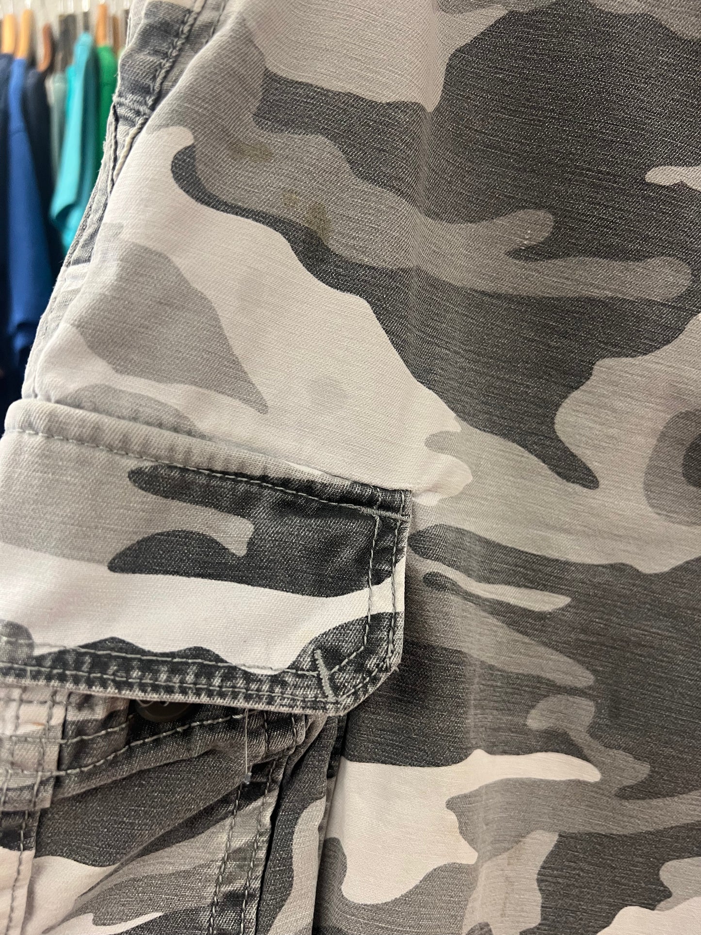 Vintage faded glory camouflage grey cargo shorts - 36