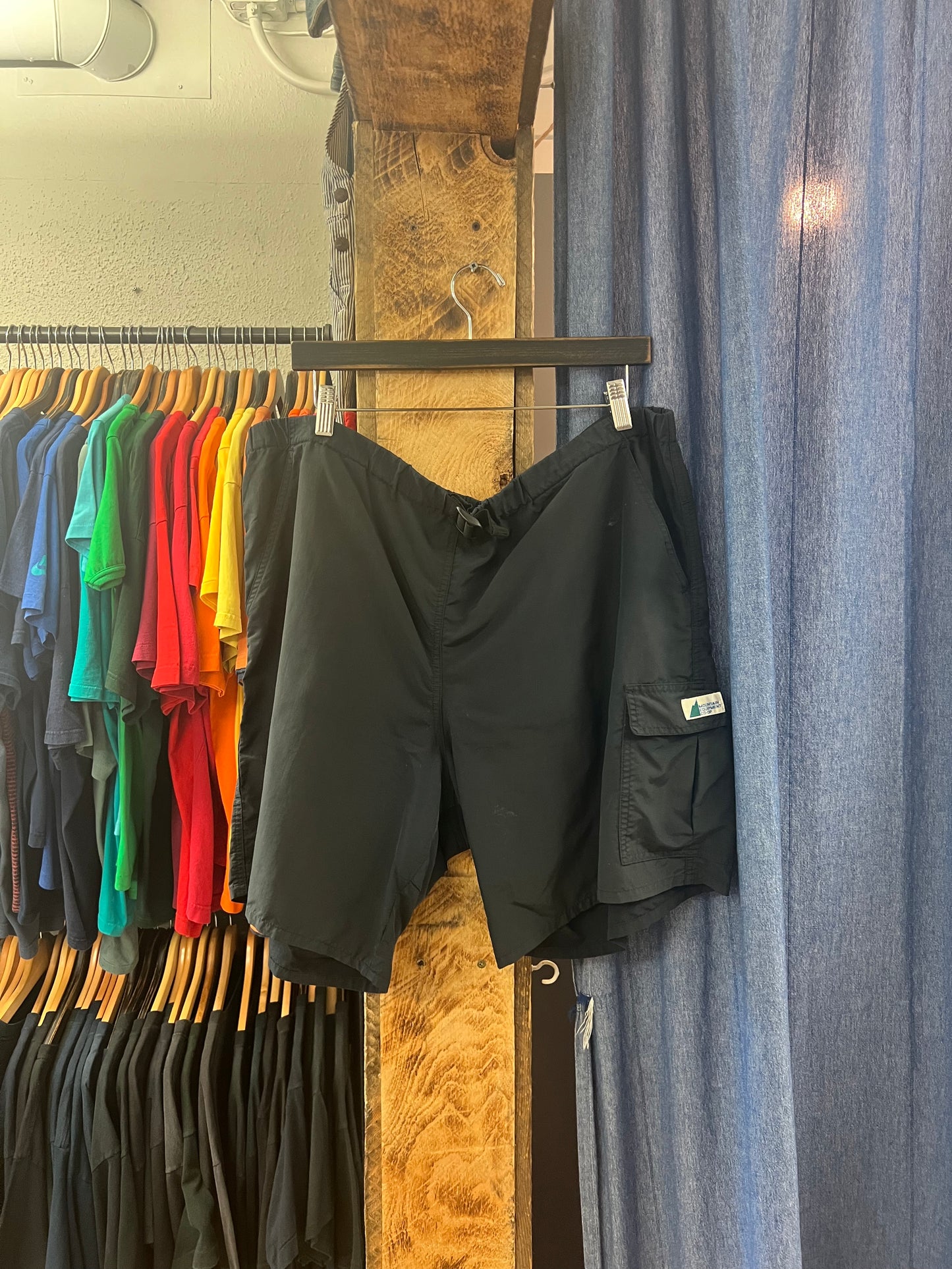 Vintage mountain equipment co black nylon shorts - XL