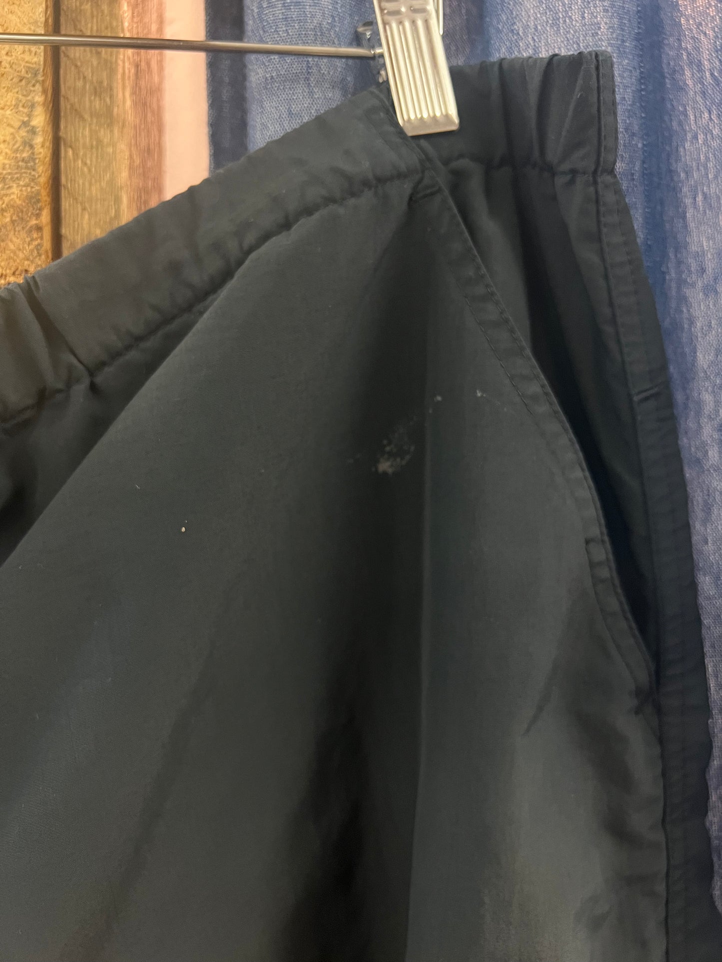 Vintage mountain equipment co black nylon shorts - XL
