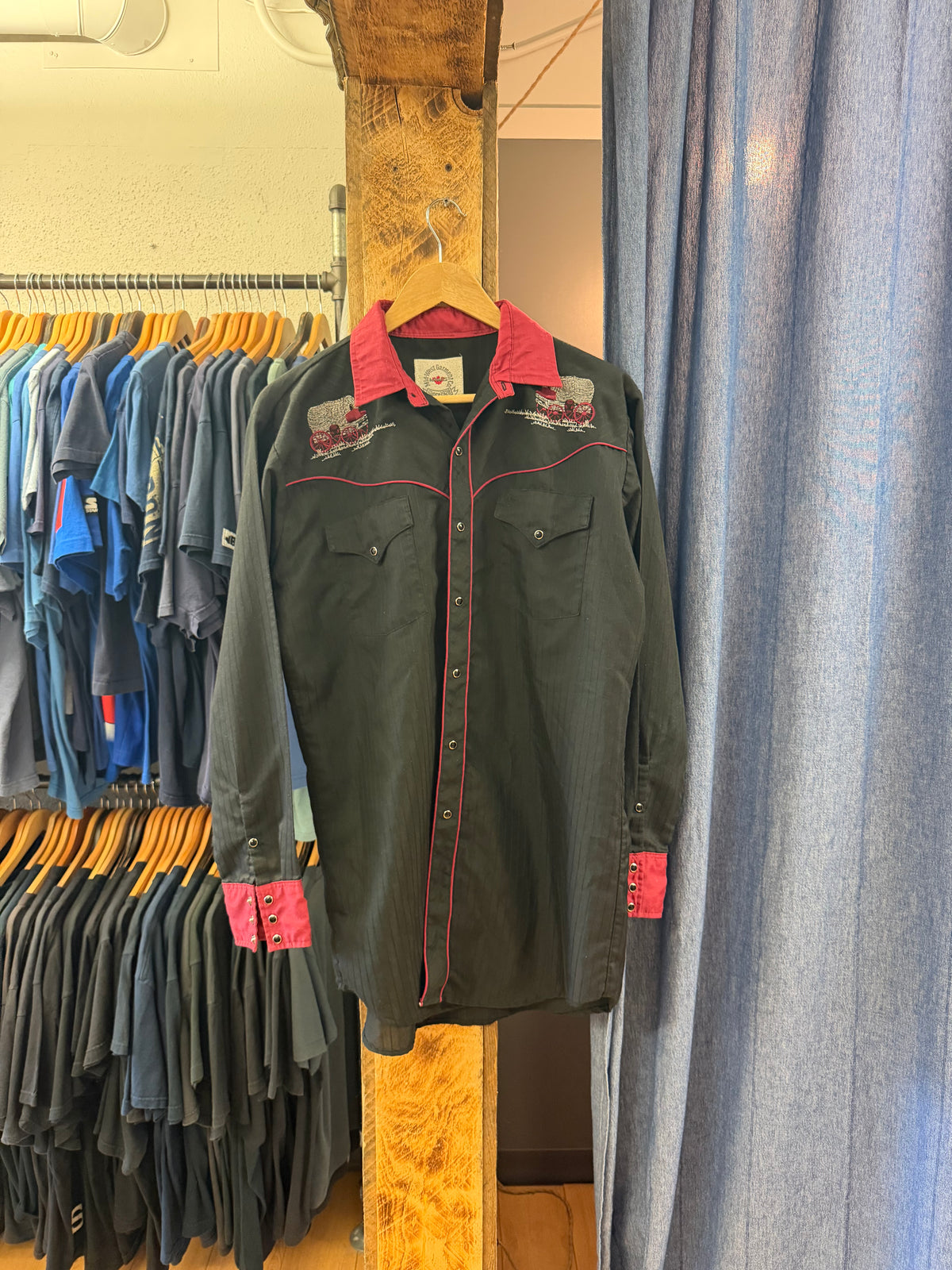 Vintage Mid-West Garment Co. Button up - L