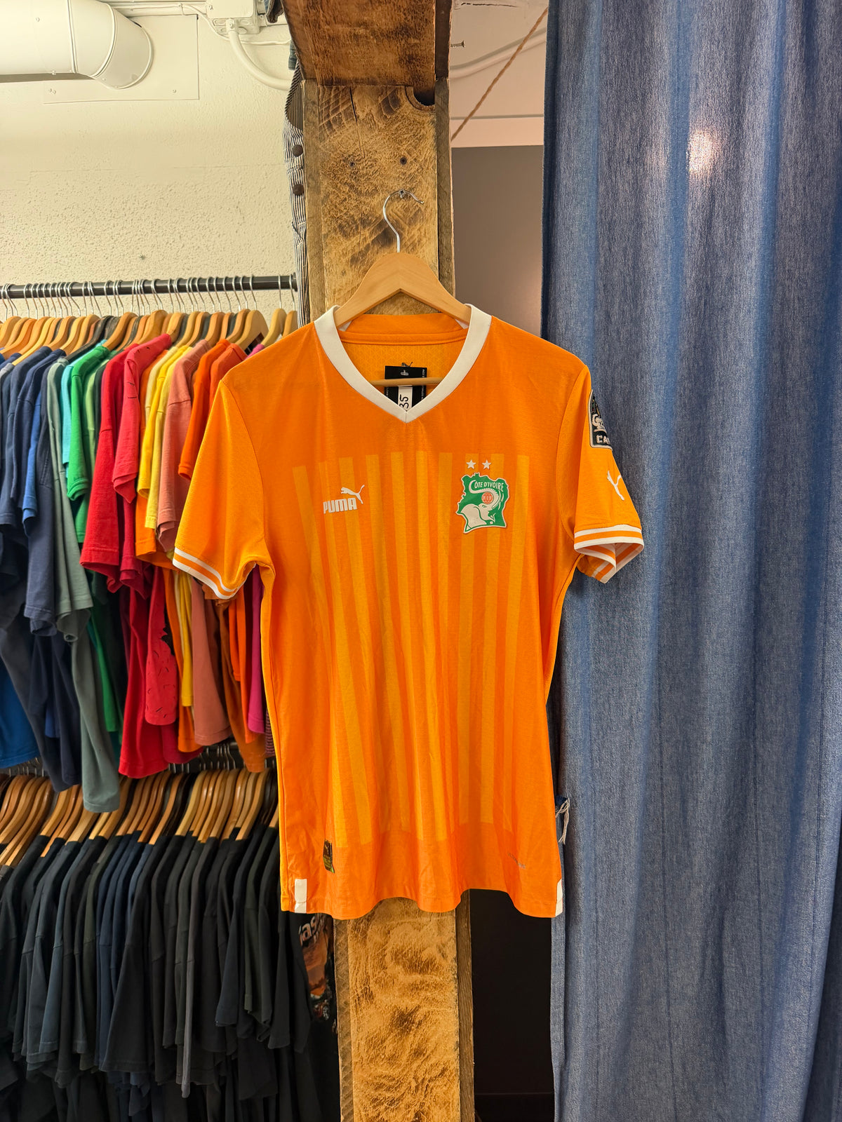 Vintage puma orange soccer jersey - L