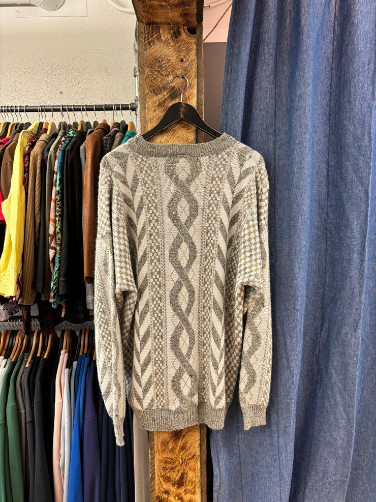 Vintage Movad Light Grey/White Knit Sweater - XL