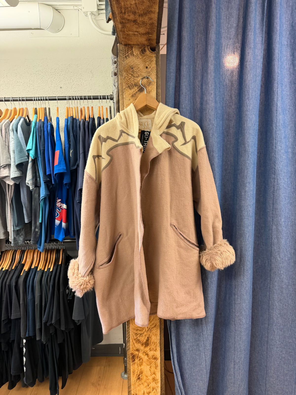 Vintage La Parka salmon parka - M