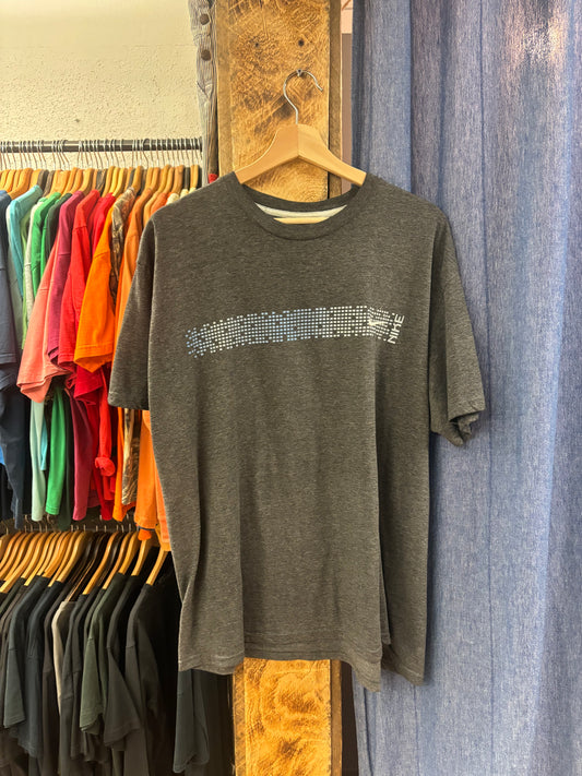 Vintage 2000's Nike Grey T-shirt - XL