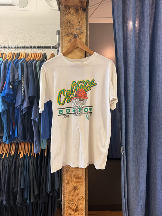 Vintage Boston celtics graphic t-shirt - L