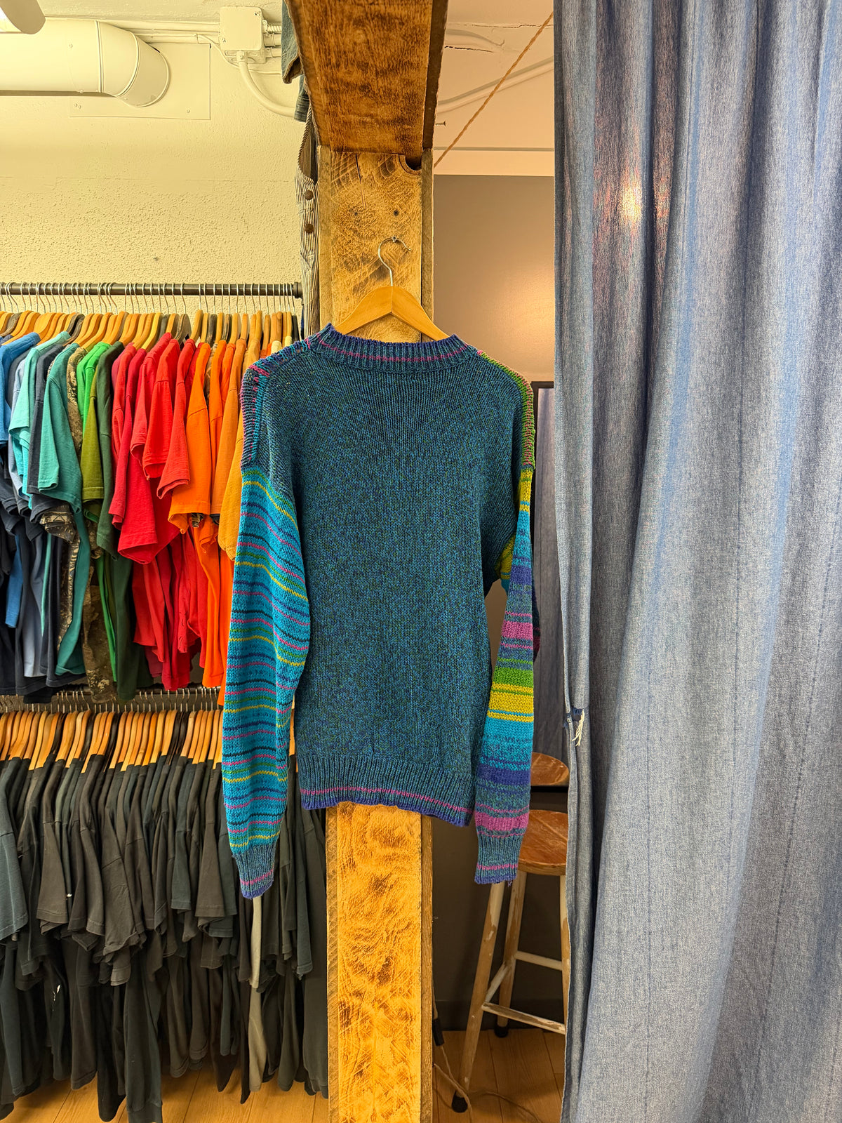 Vintage multicoloured knitted sweater - L