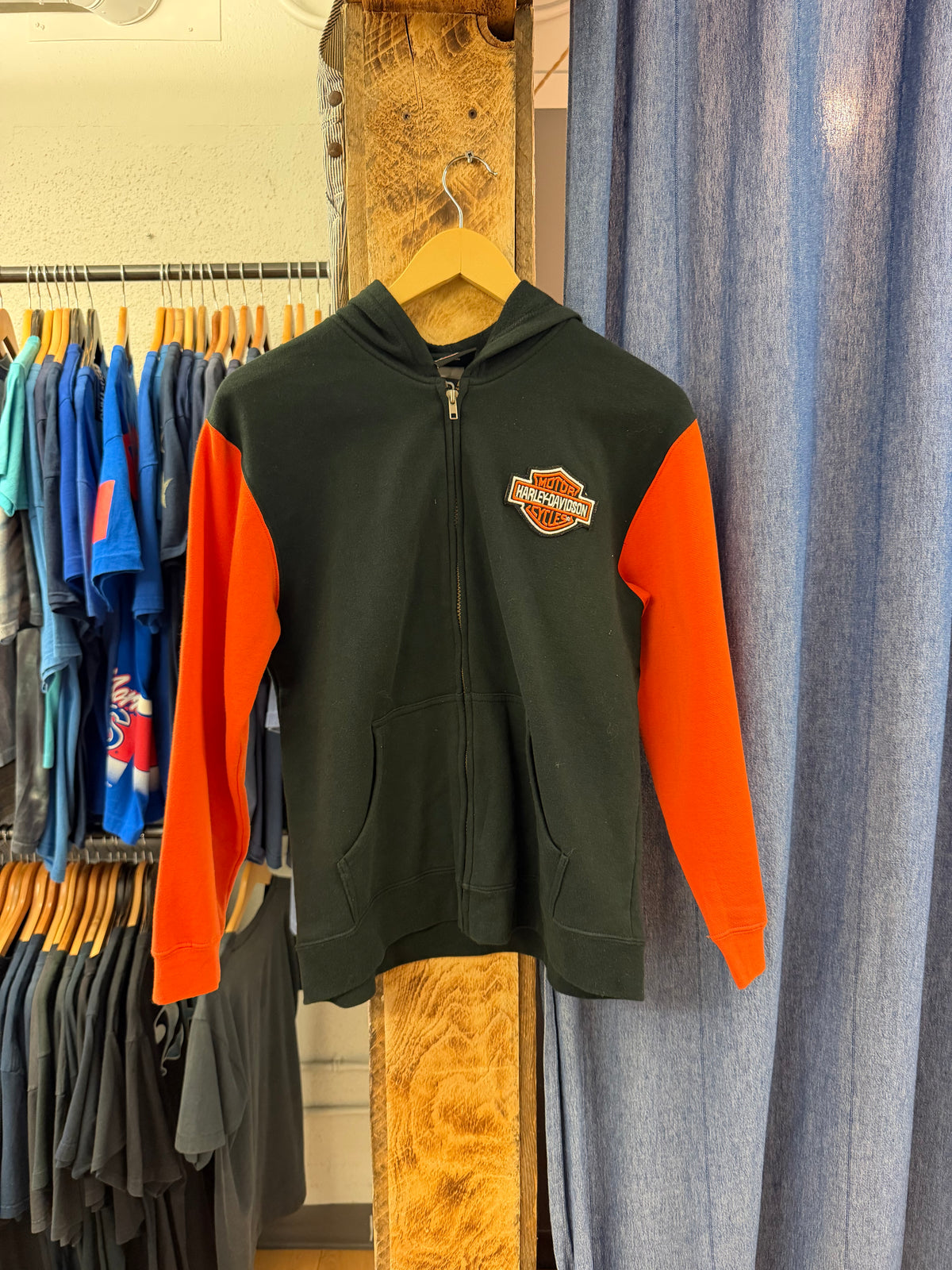 Harley Davidson womens zip up - M