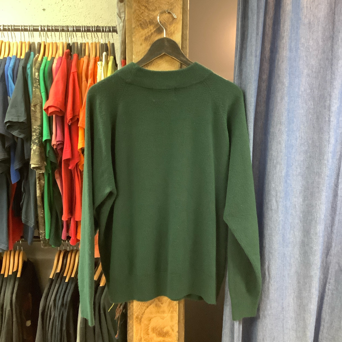Vintage green knitted sweater - L