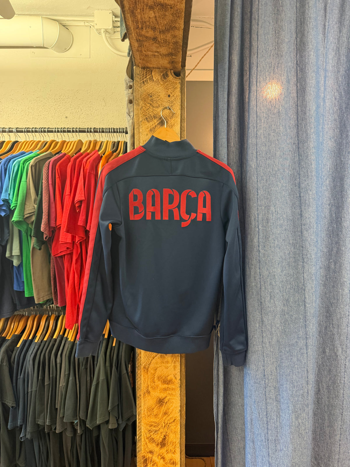 Vintage Barcelona zip up sweater - M