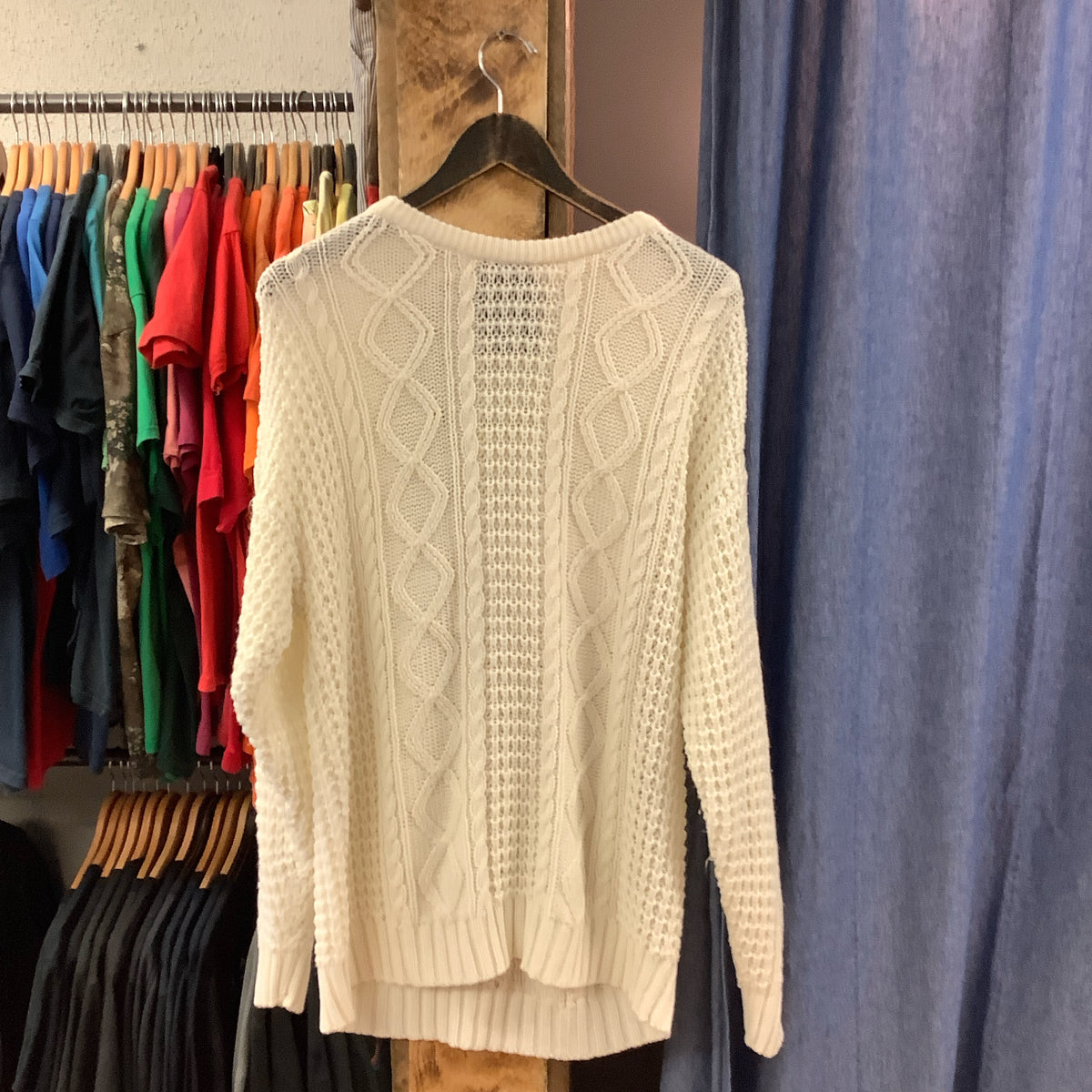 Vintage cable knit cream sweater - XL