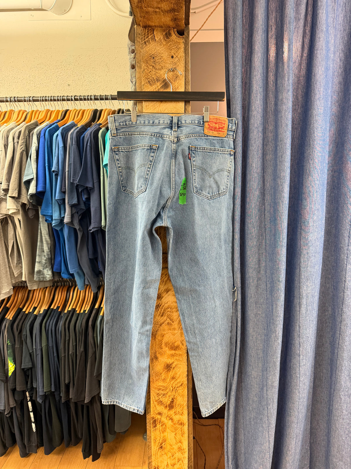 Vintage Levi’s baggy blue jeans - 34