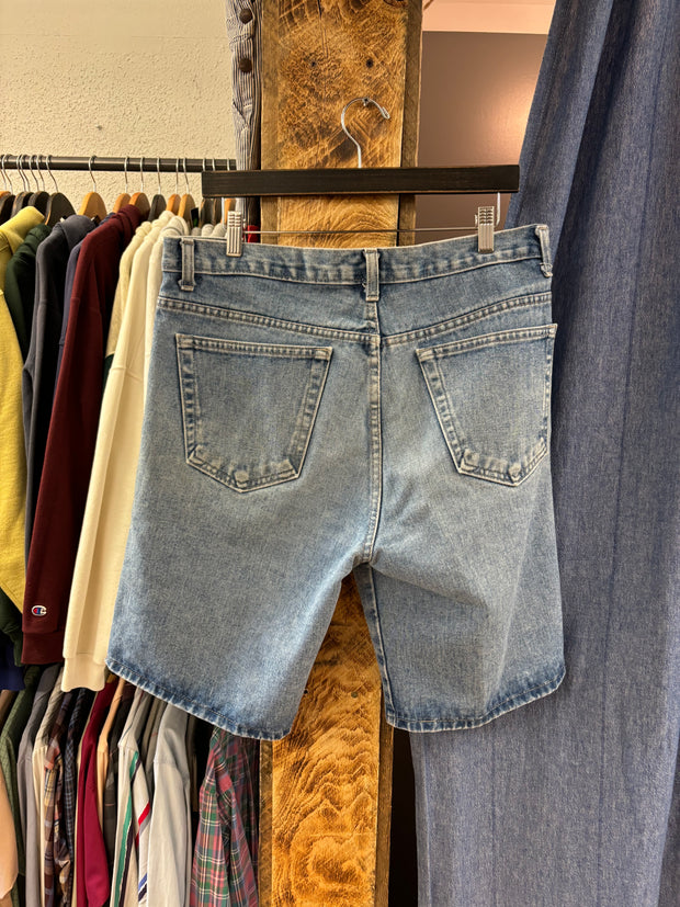 Vintage Light Wash Jean Shorts - 36