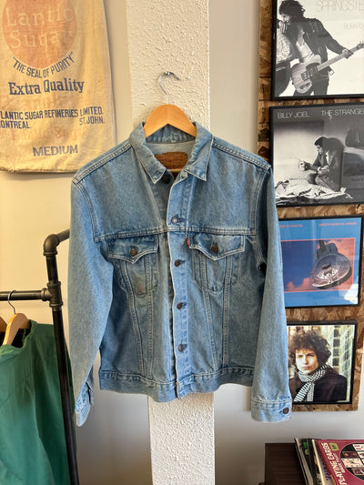 Vintage Levi’s Light Washed Blue Denim Jacket - S