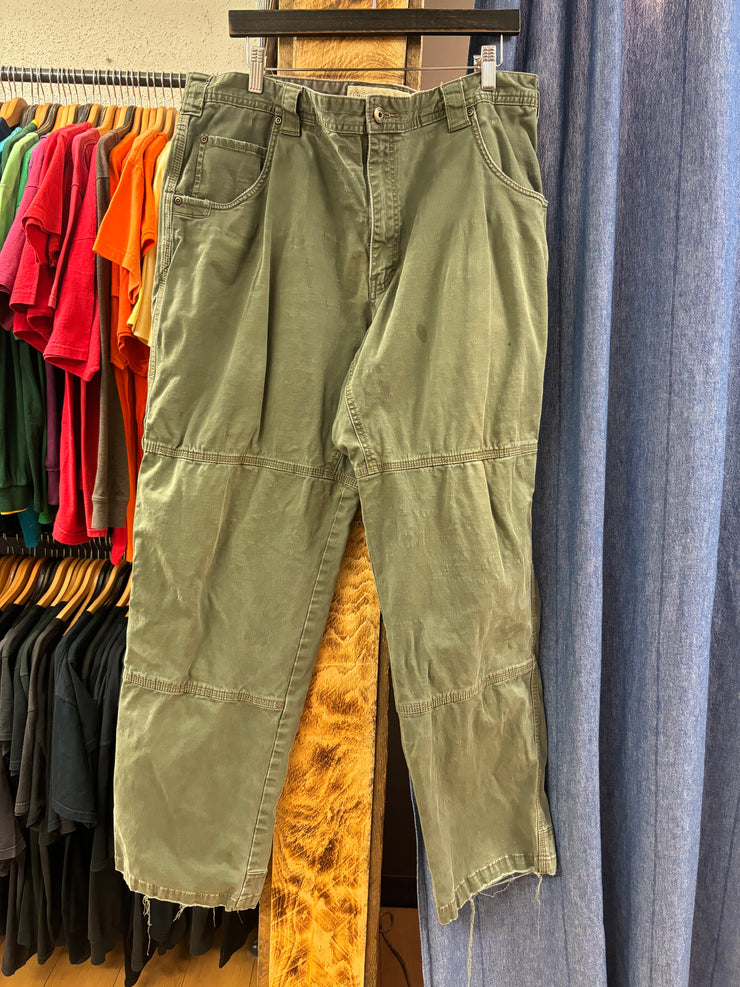 Vintage Cabela’s Olive Green Pants - 38x34