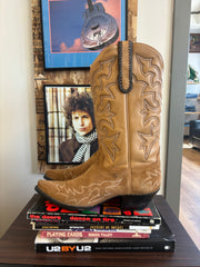 Cowboy Pointed Toe Tan Boots - 11