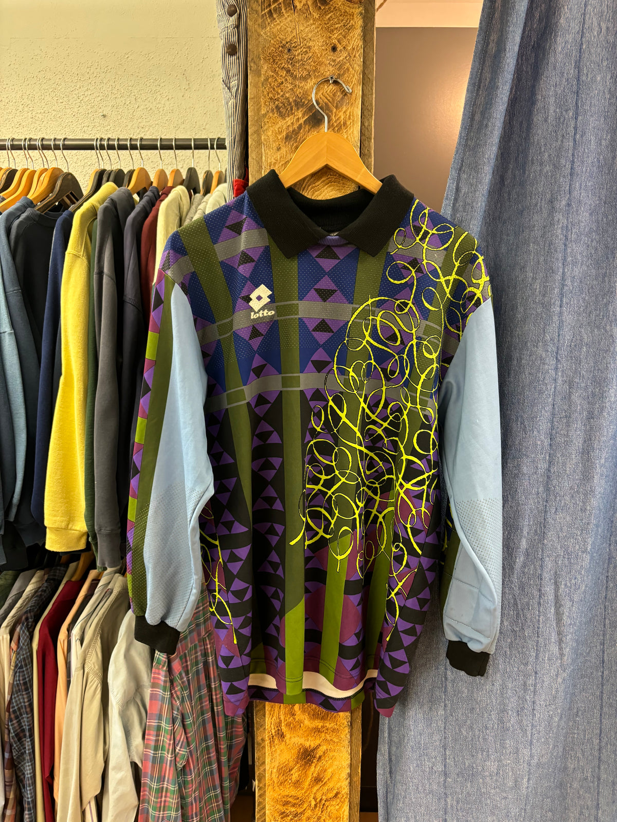 Vintage Lotto Soccer Purple/Blue Jersey - M