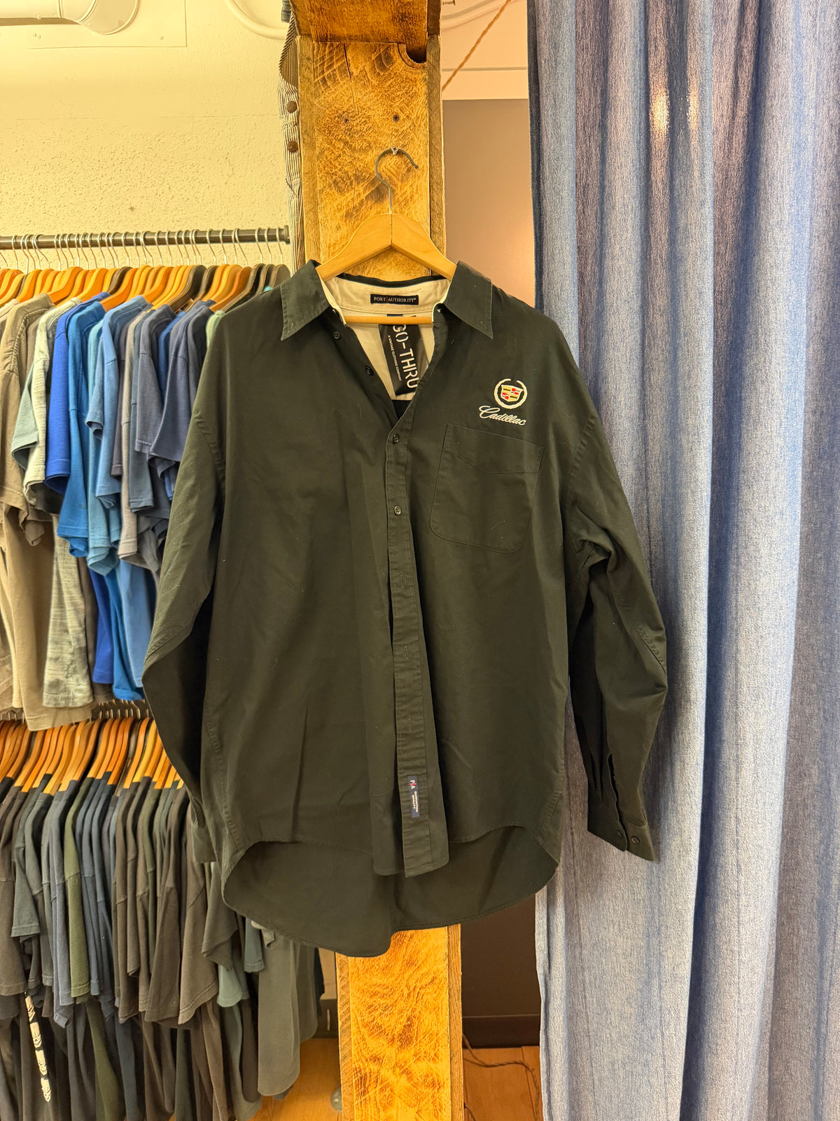 Vintage Cadillac black button up - XL