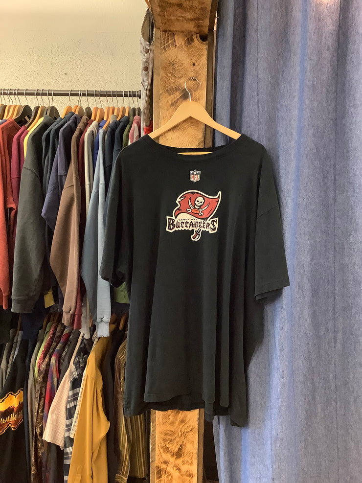 Vintage Tampa Bay Buccaneers Black T-Shirt - XXL