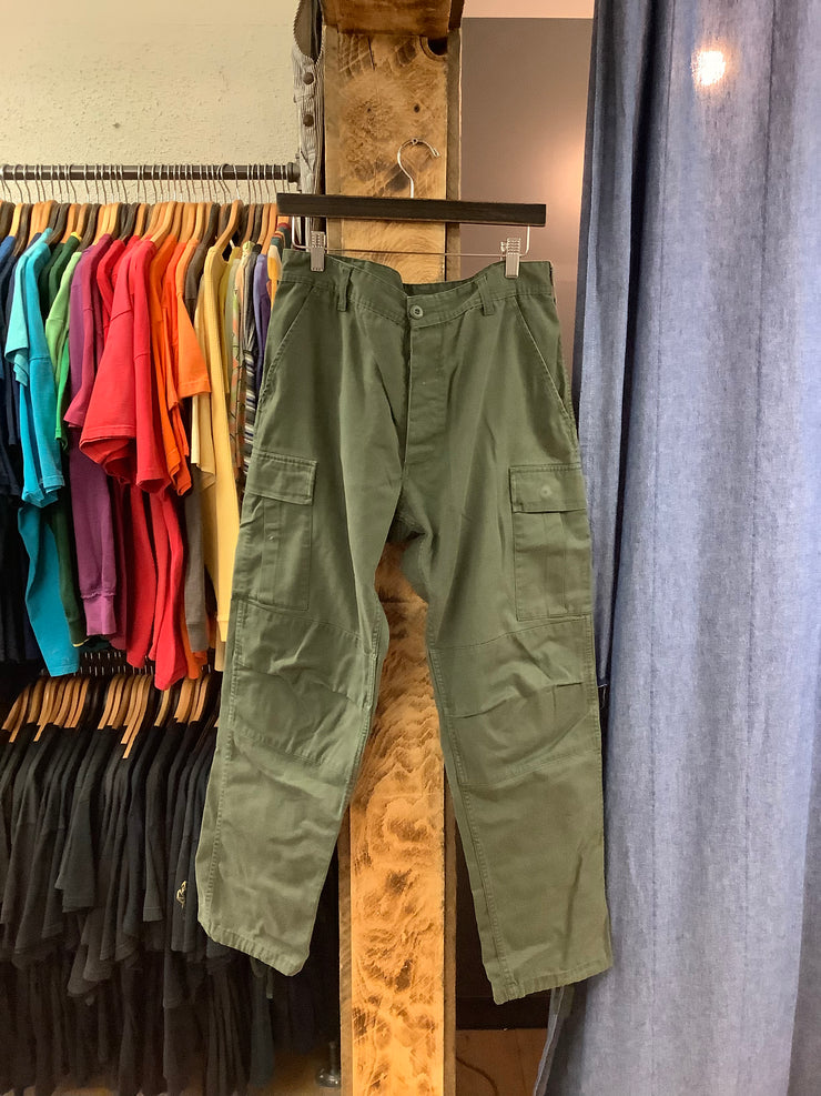 Vintage Olive Cargo Pants - 31
