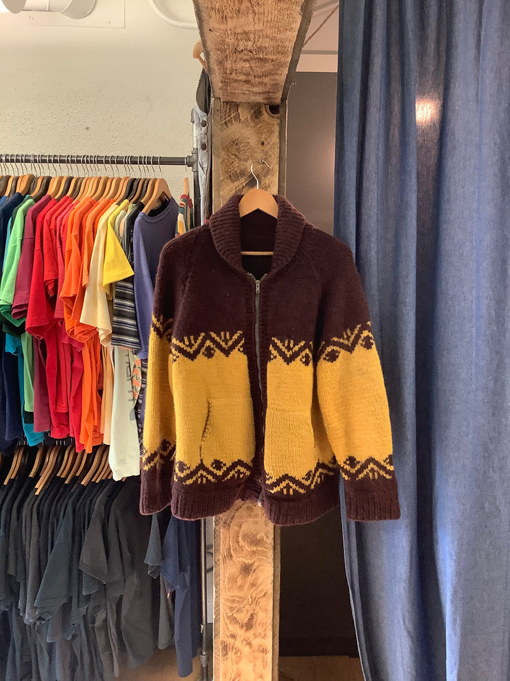 Vintage Brown/Yellow Cowichan knit Sweater - m