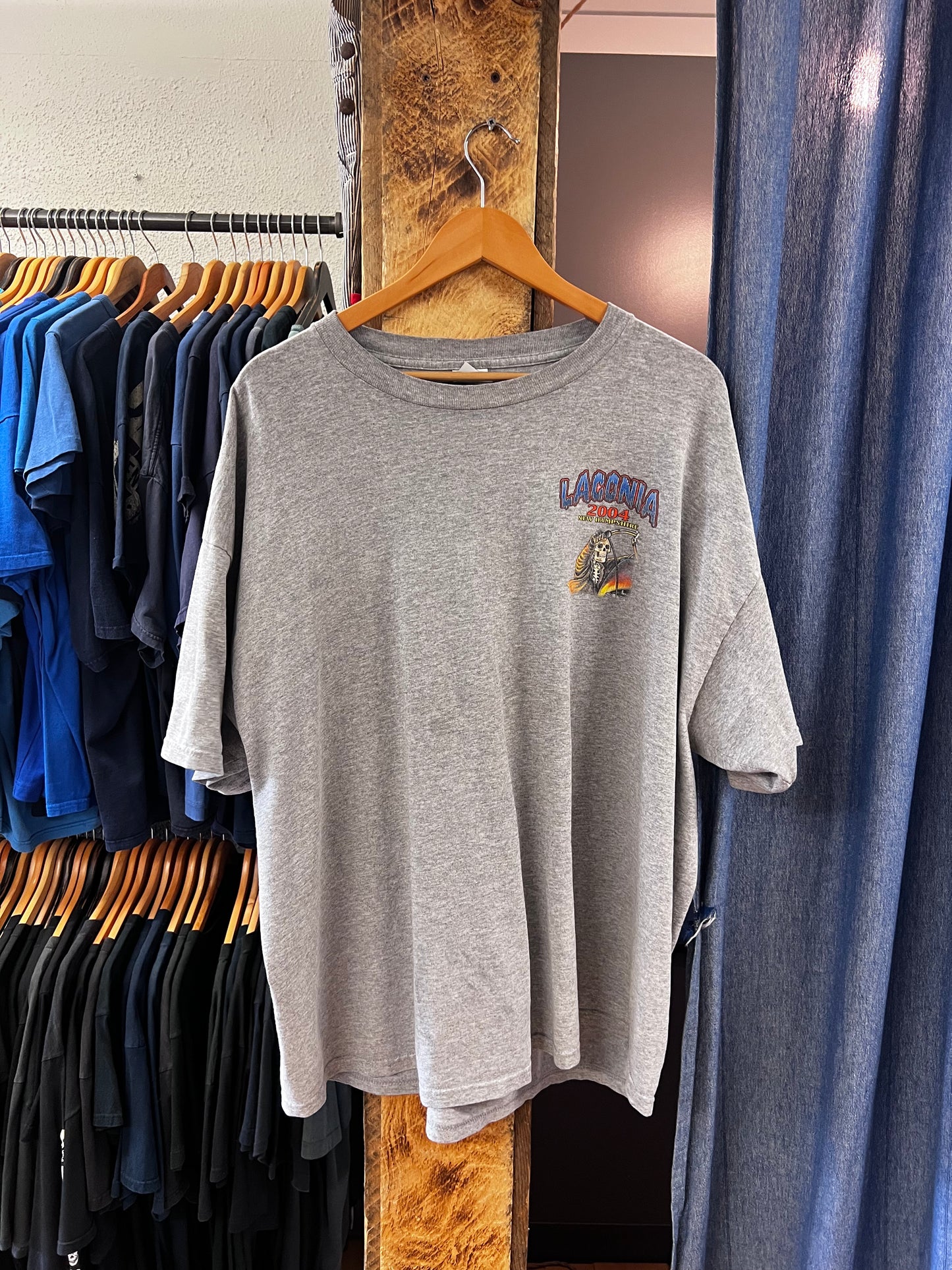 Vintage 2004 Laconia back for a week graphic grey Tshirt - XXL