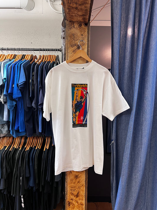 Vintage 2001 theworld’s white graphic T-shirt - XL