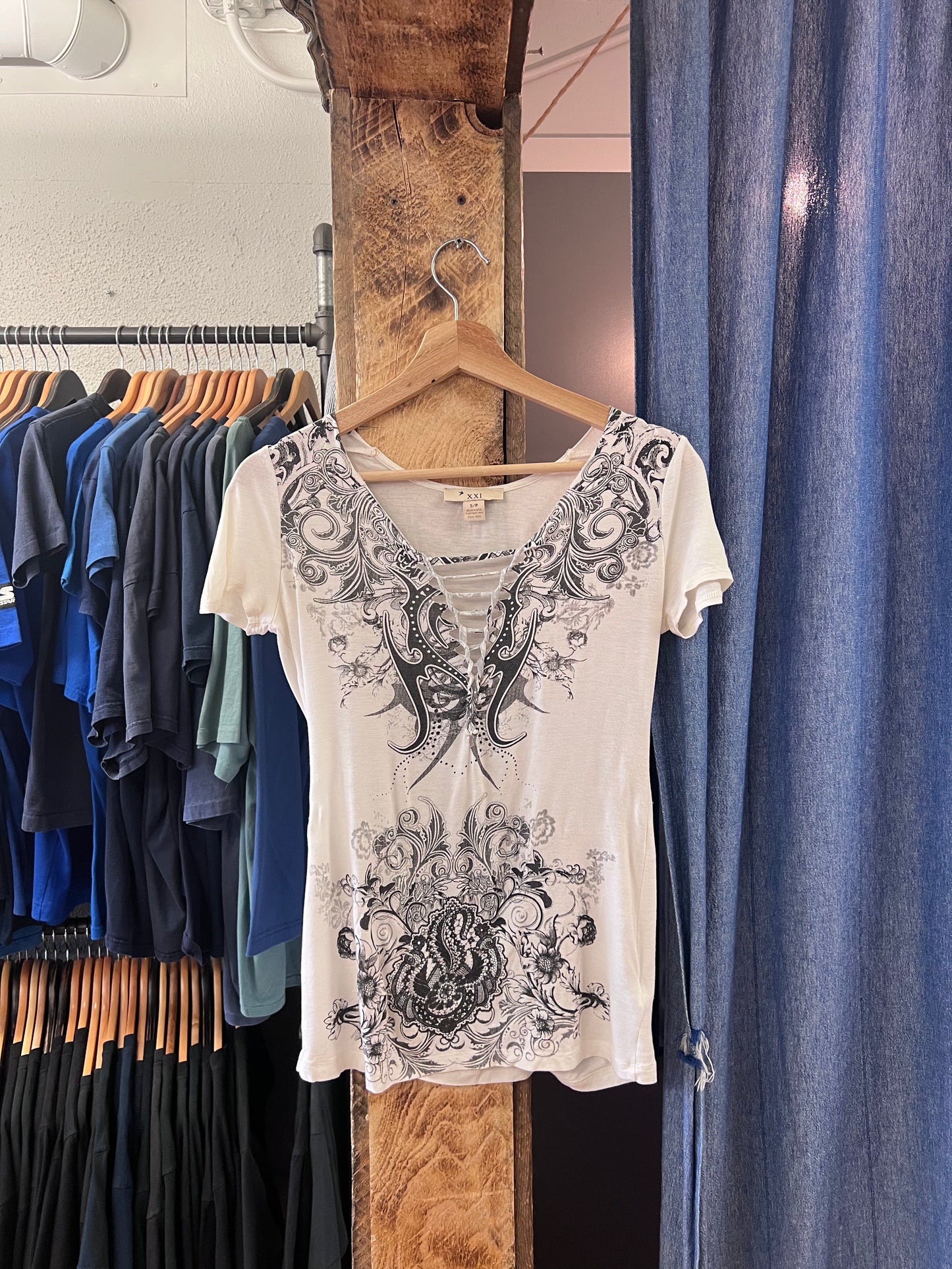 Vintage womens boho white v neck T-shirt - s