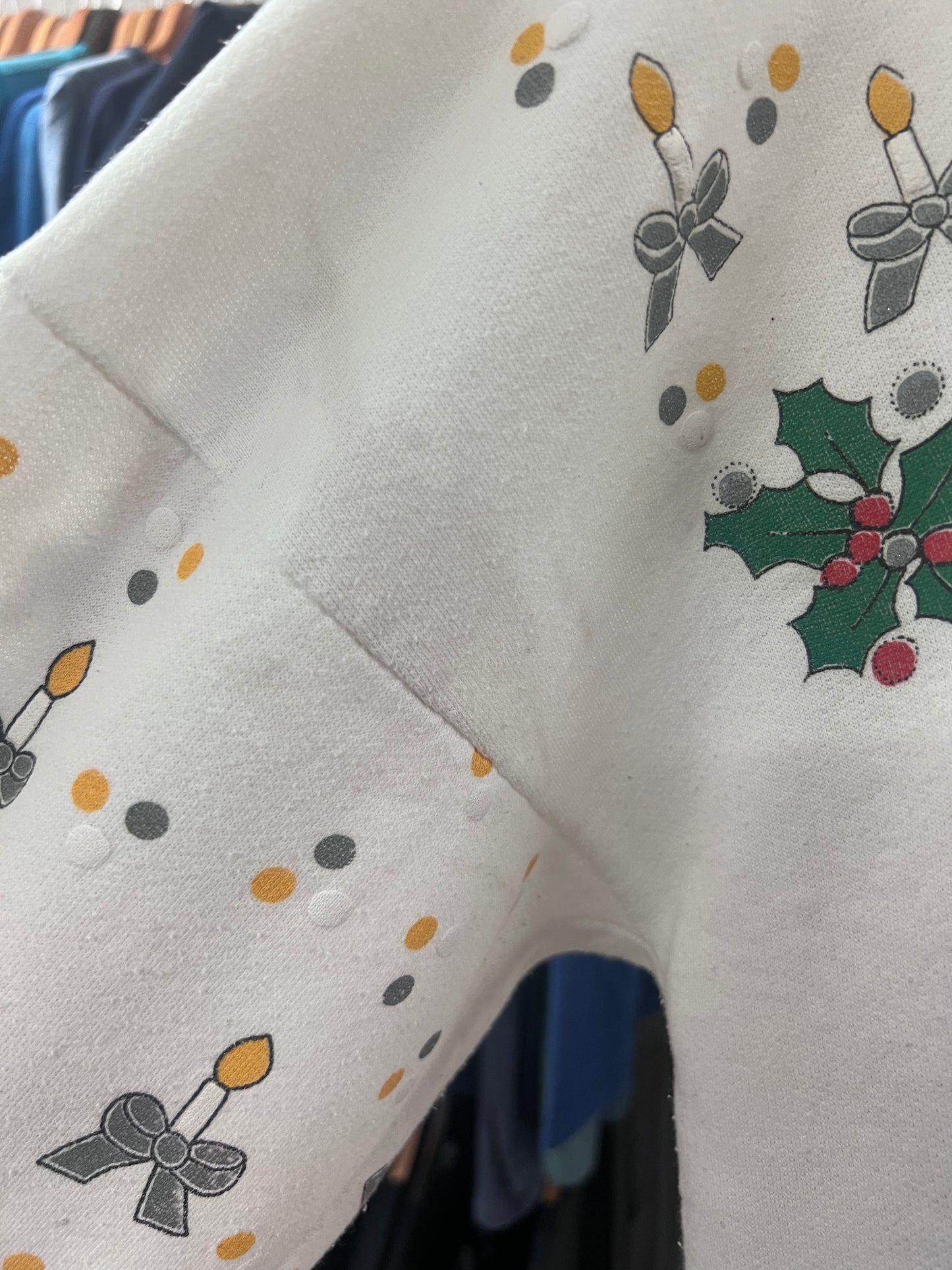 Vintage happy holidays white crewneck - l