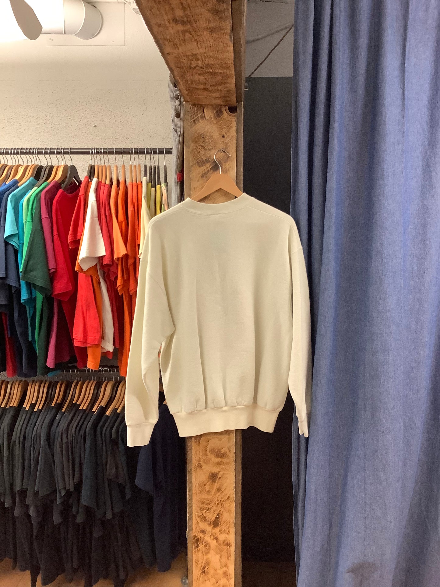 Vintage “Seniors Are Precious” White Graphic Crewneck - XL