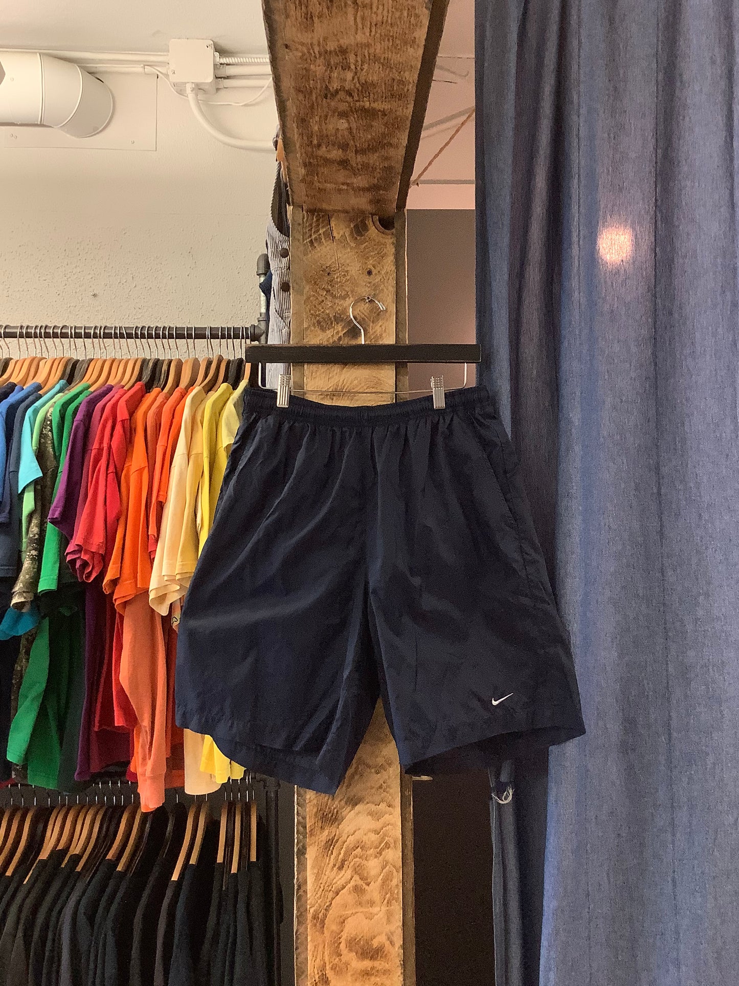 Vintage Nike Navy Blue Nylon Shorts - l