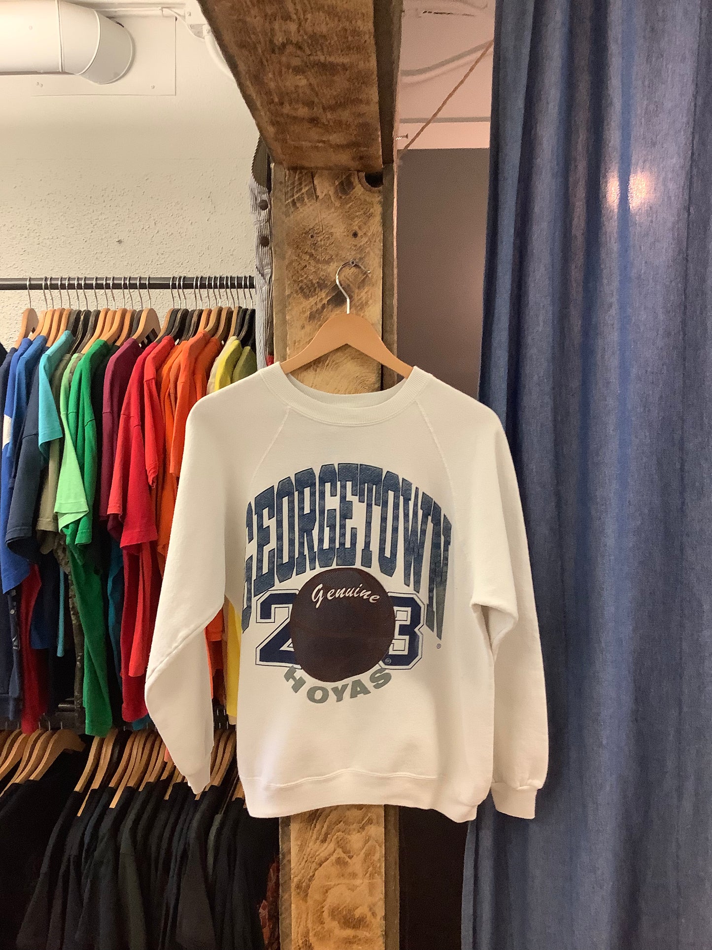 Vintage Georgetown hoyas white graphic Crewneck - L